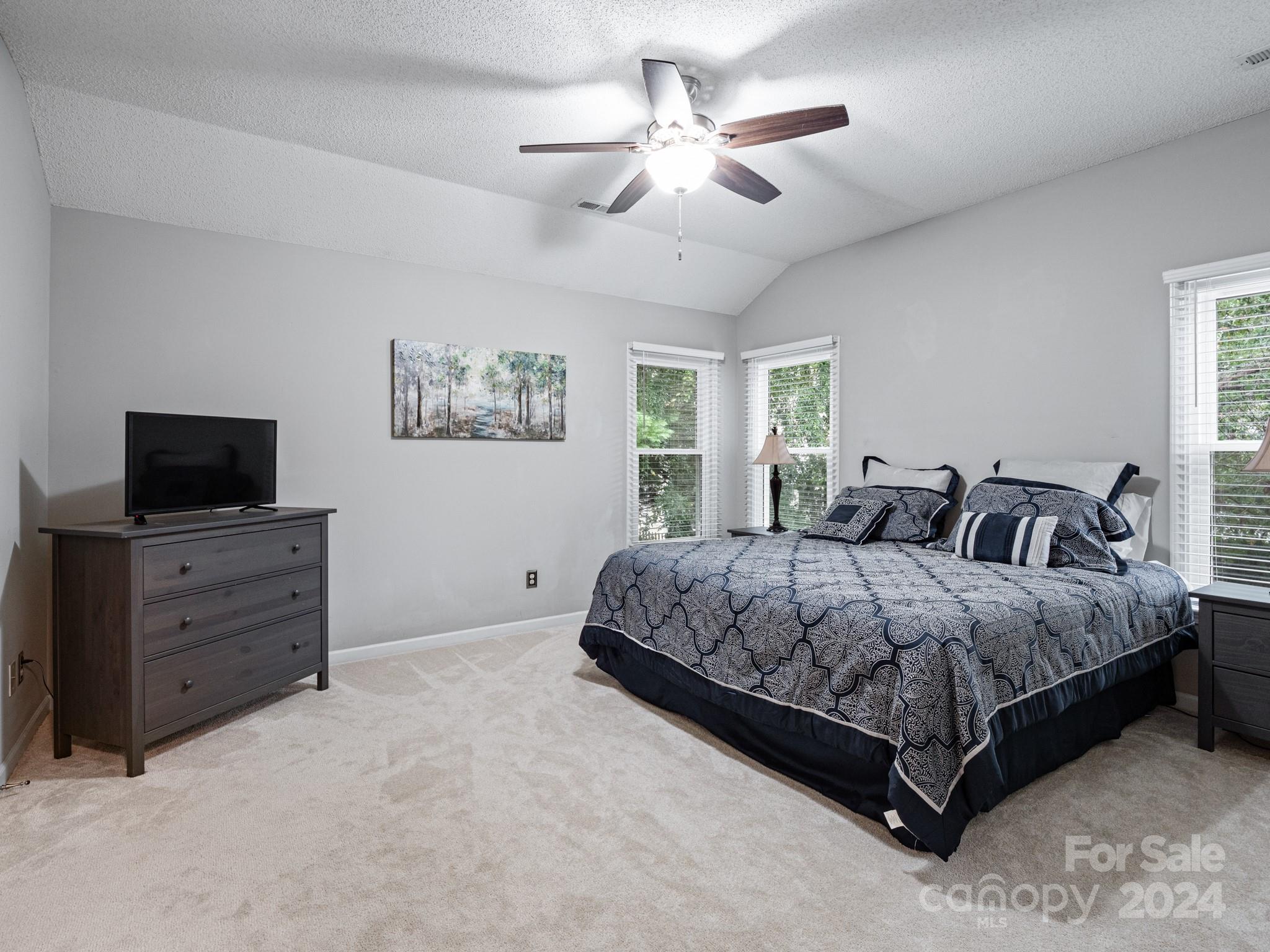 Lantern Green - Residential