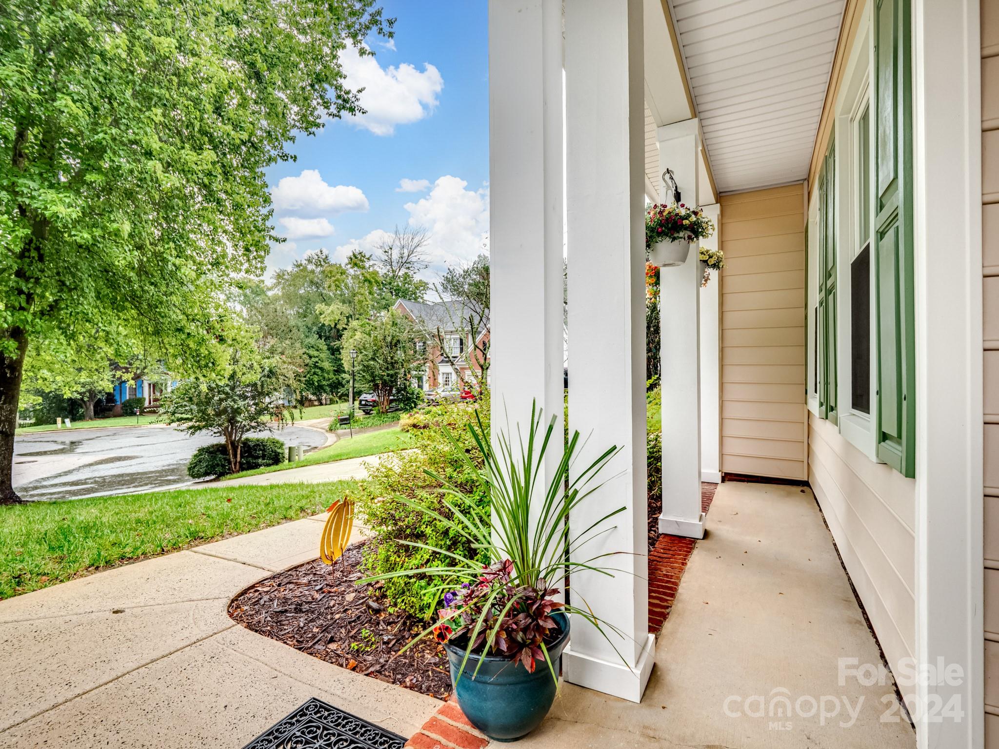 Lantern Green - Residential