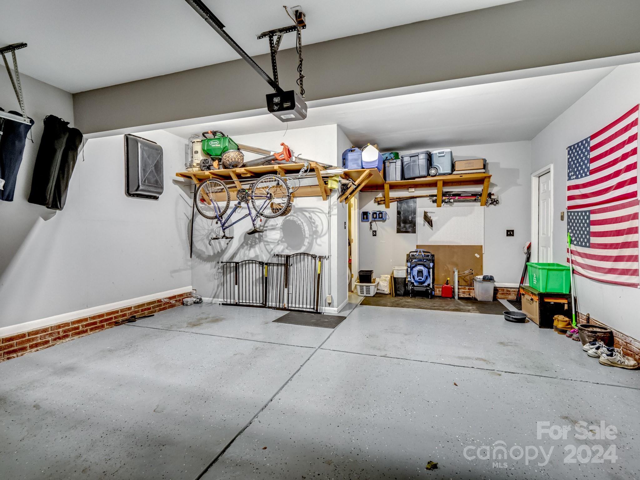 Lantern Green - Residential