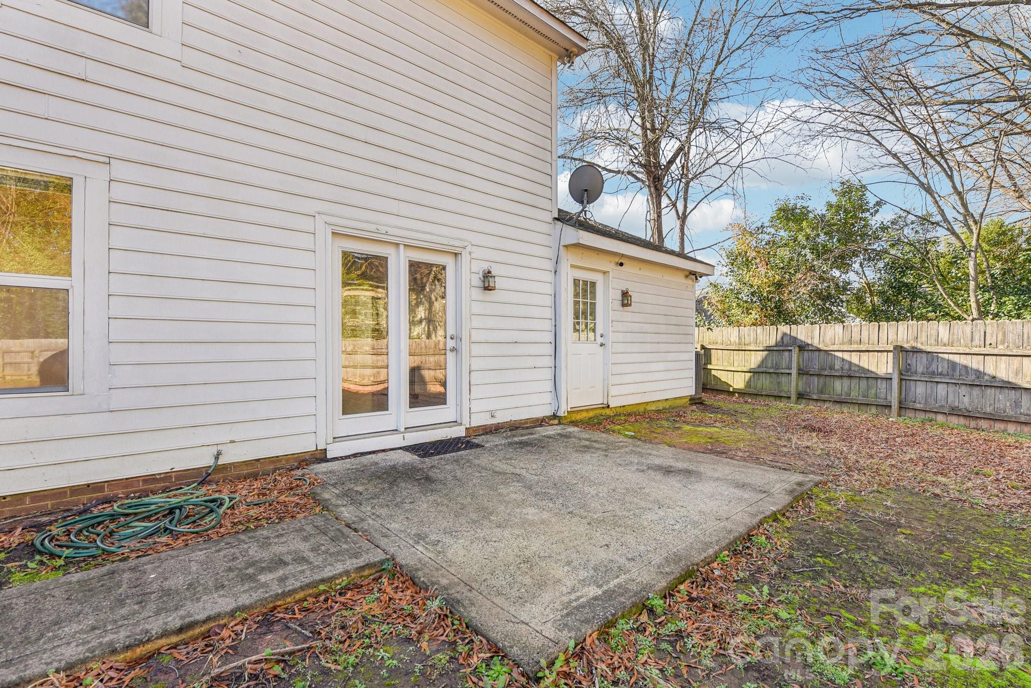 Olde Whitehall - Residential