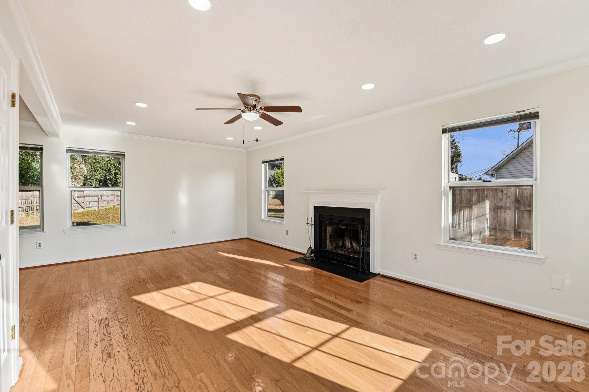 7106 Spring Creek Lane