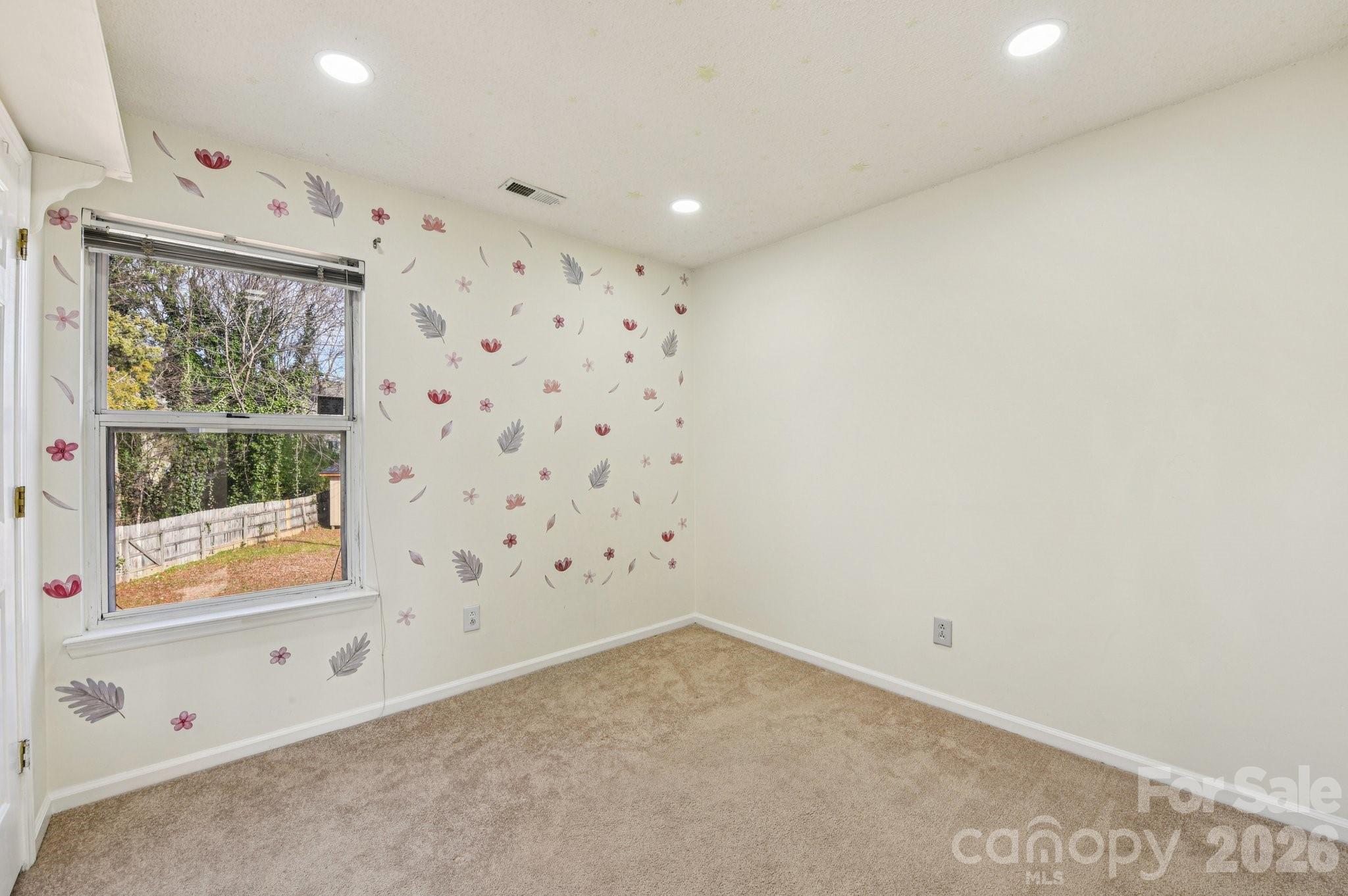 Olde Whitehall - Residential