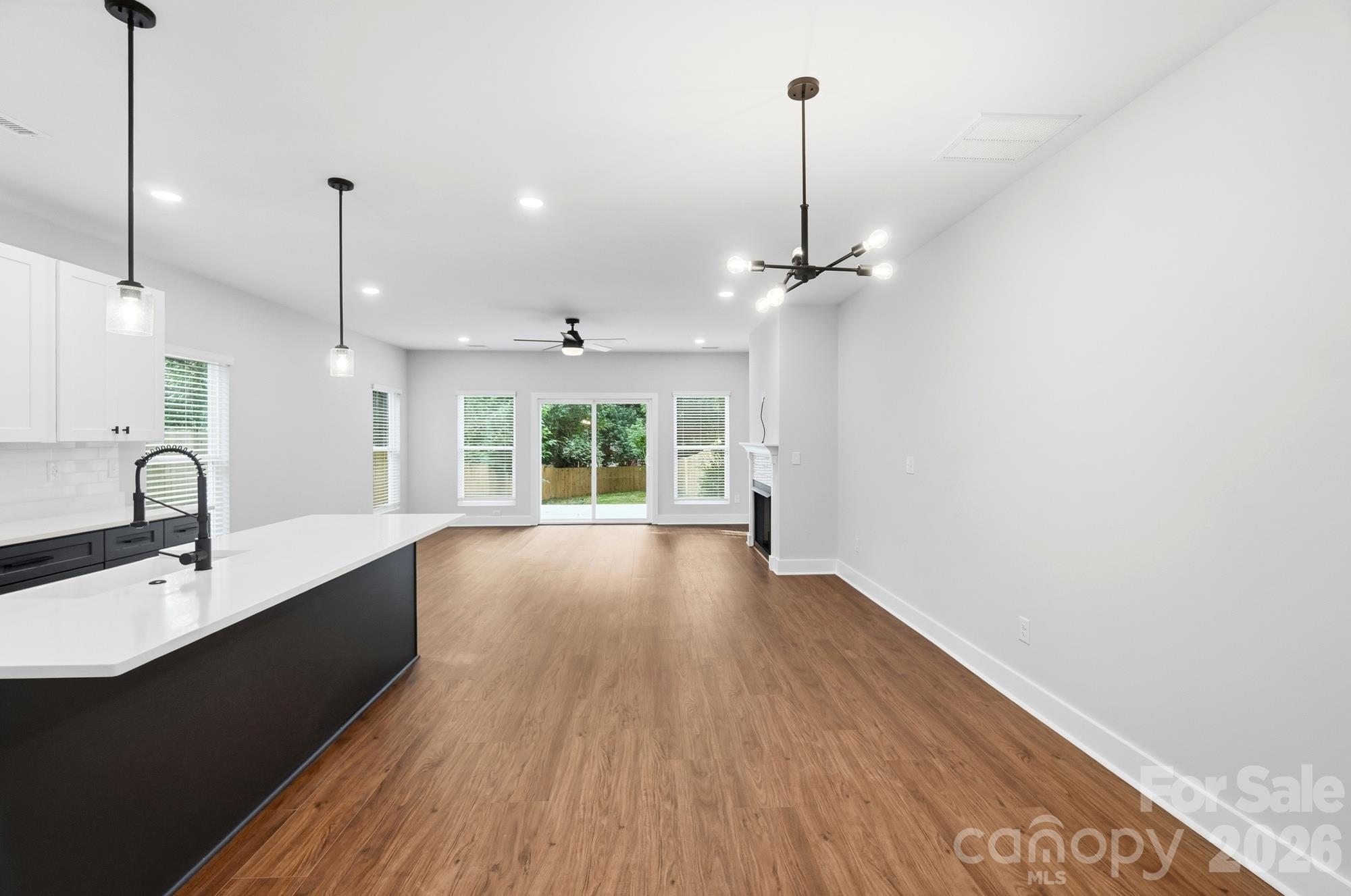 3217 Credenza Road