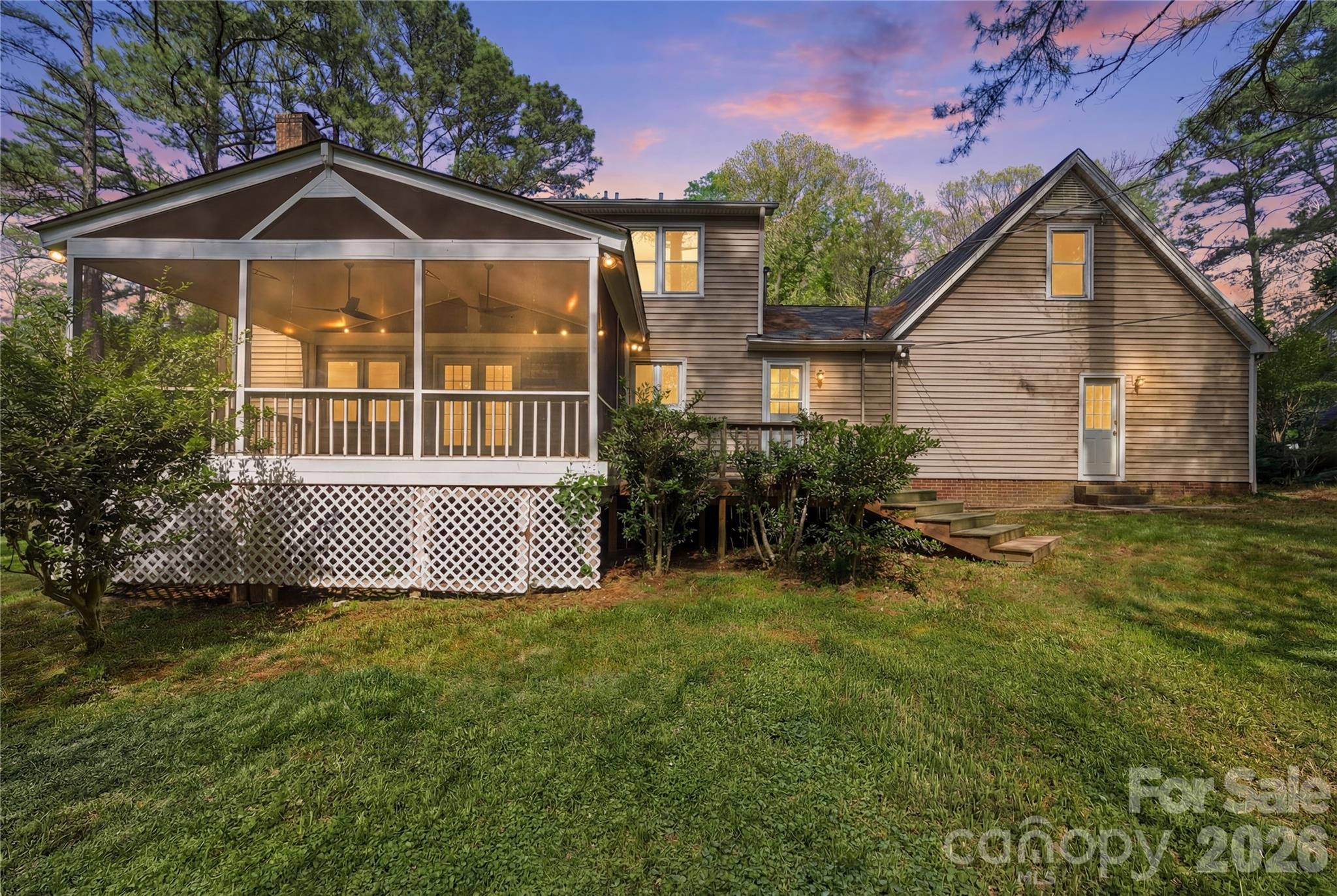 SWAN MEADOWS - Residential