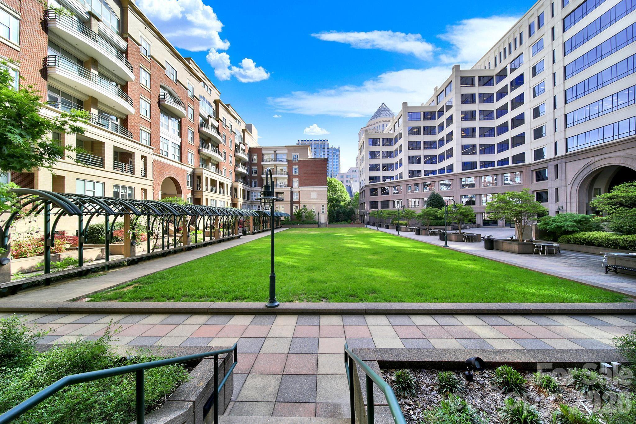 400 North Church - Residential