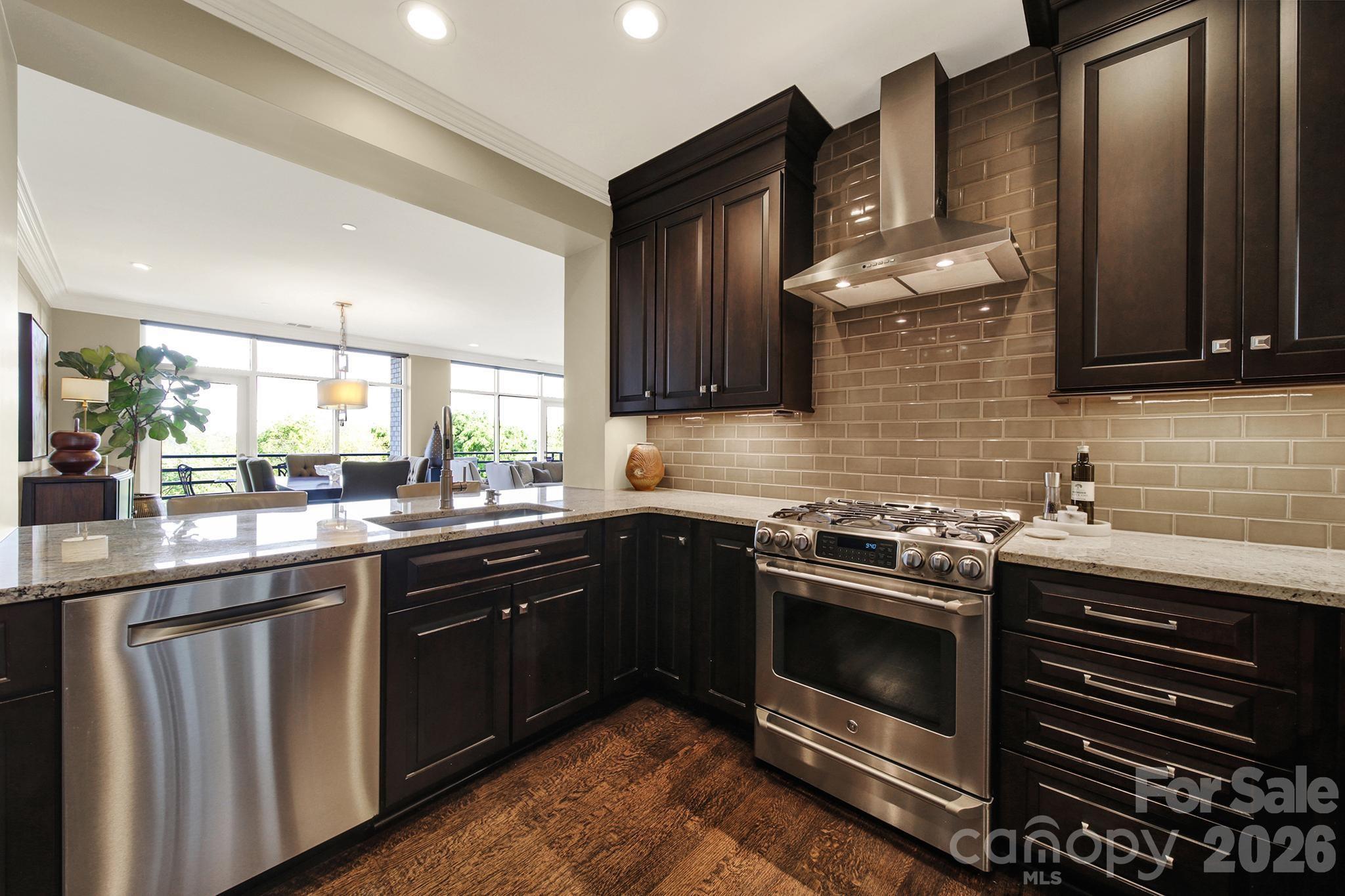 400 North Church - Residential