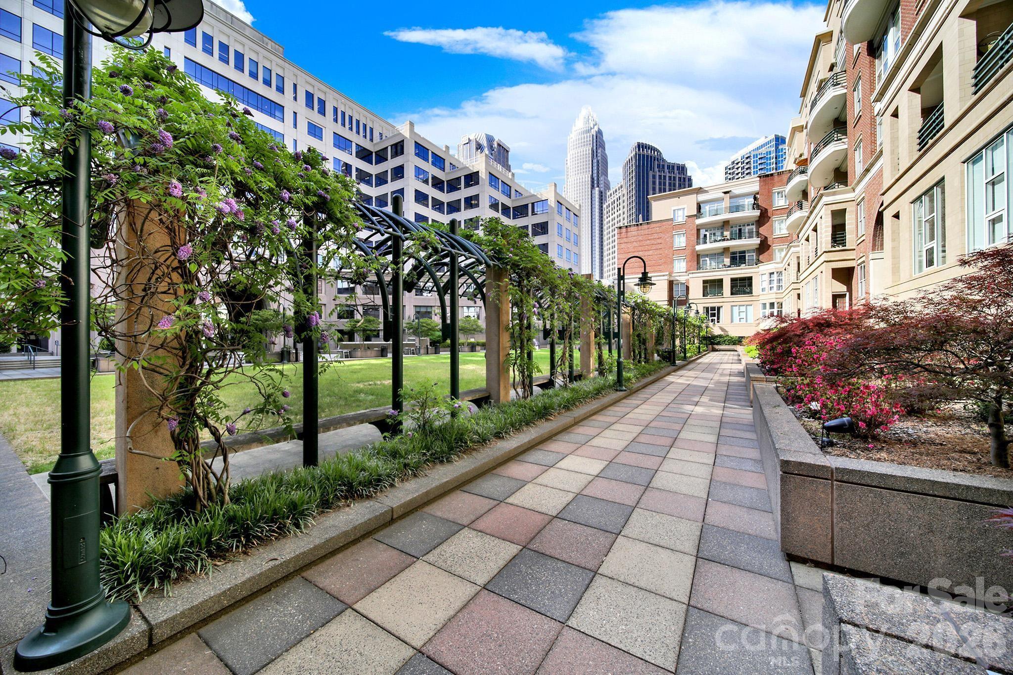 400 North Church - Residential