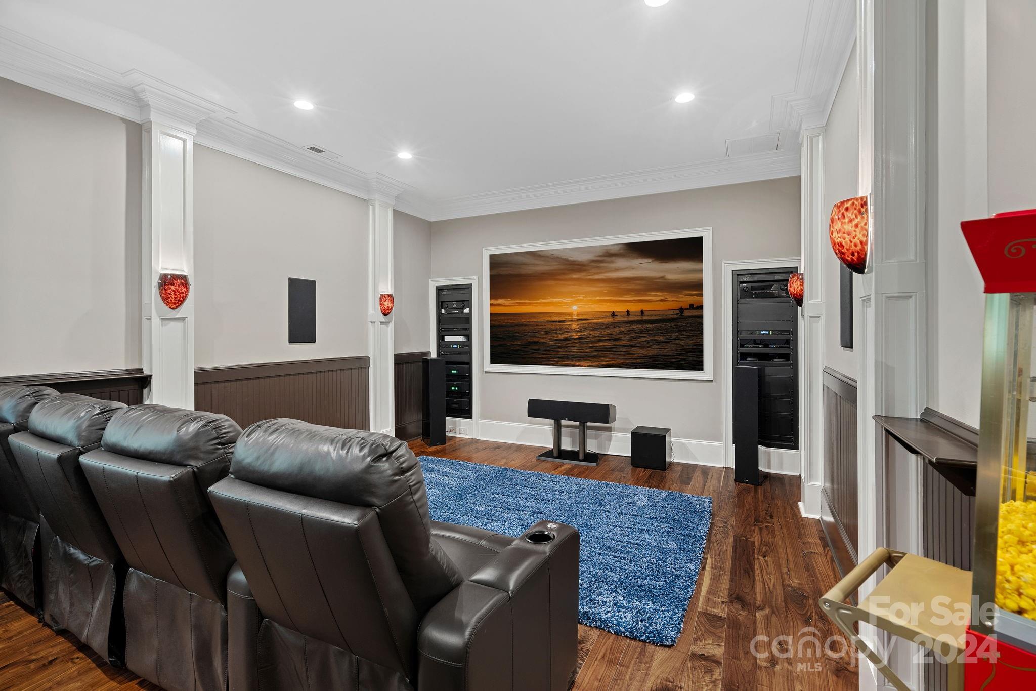 Royal Oaks - Residential