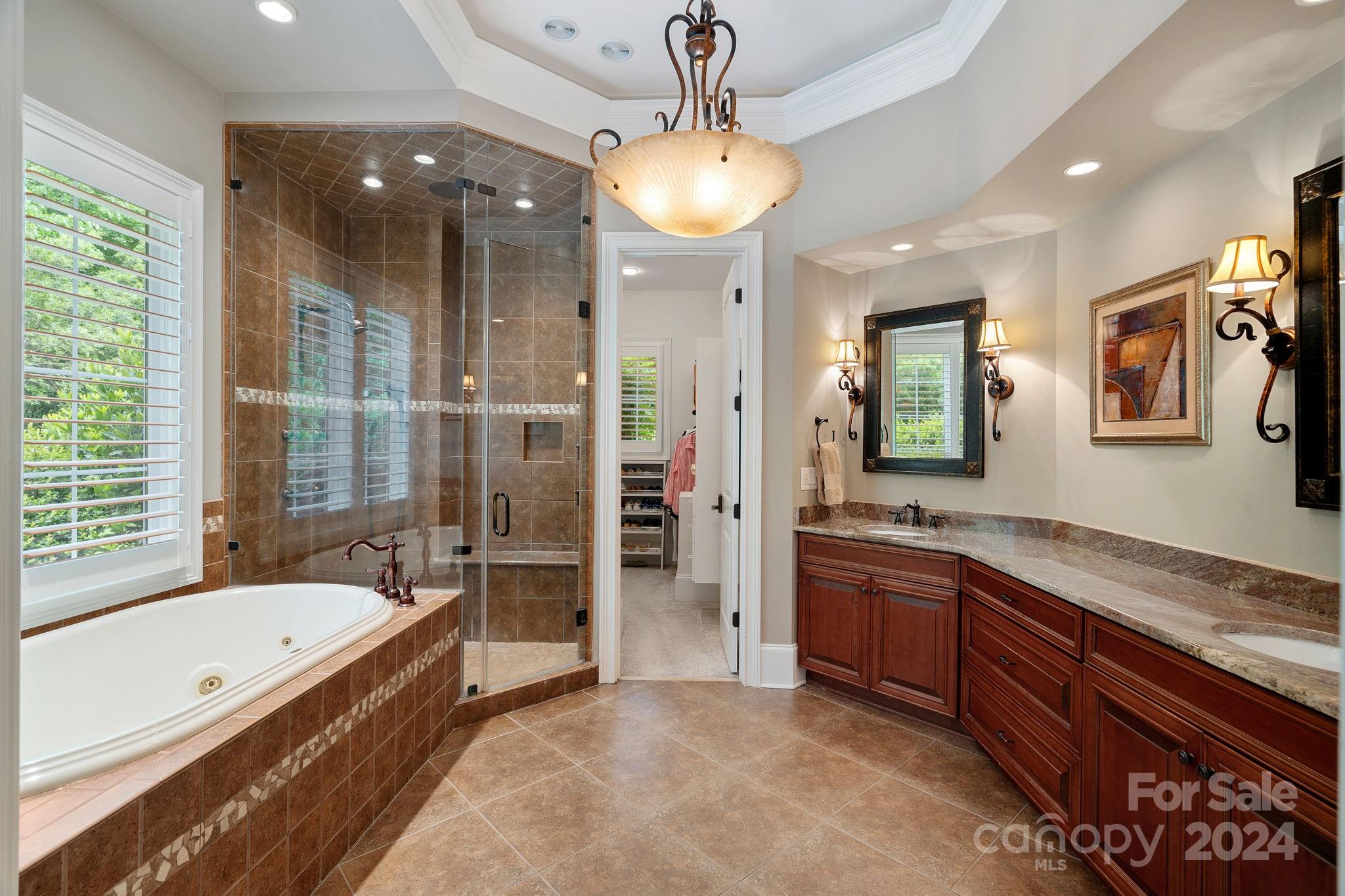 Royal Oaks - Residential