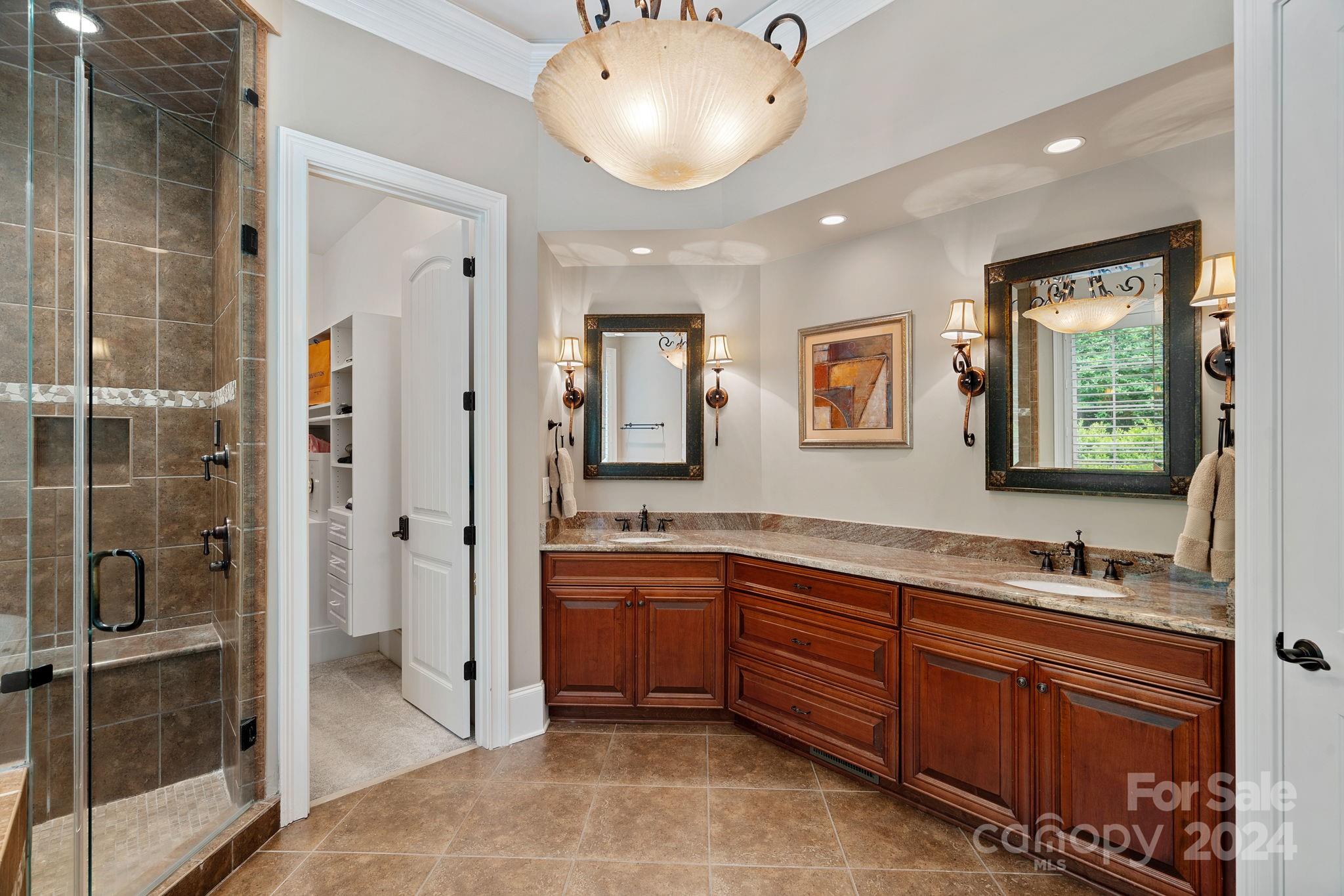 Royal Oaks - Residential