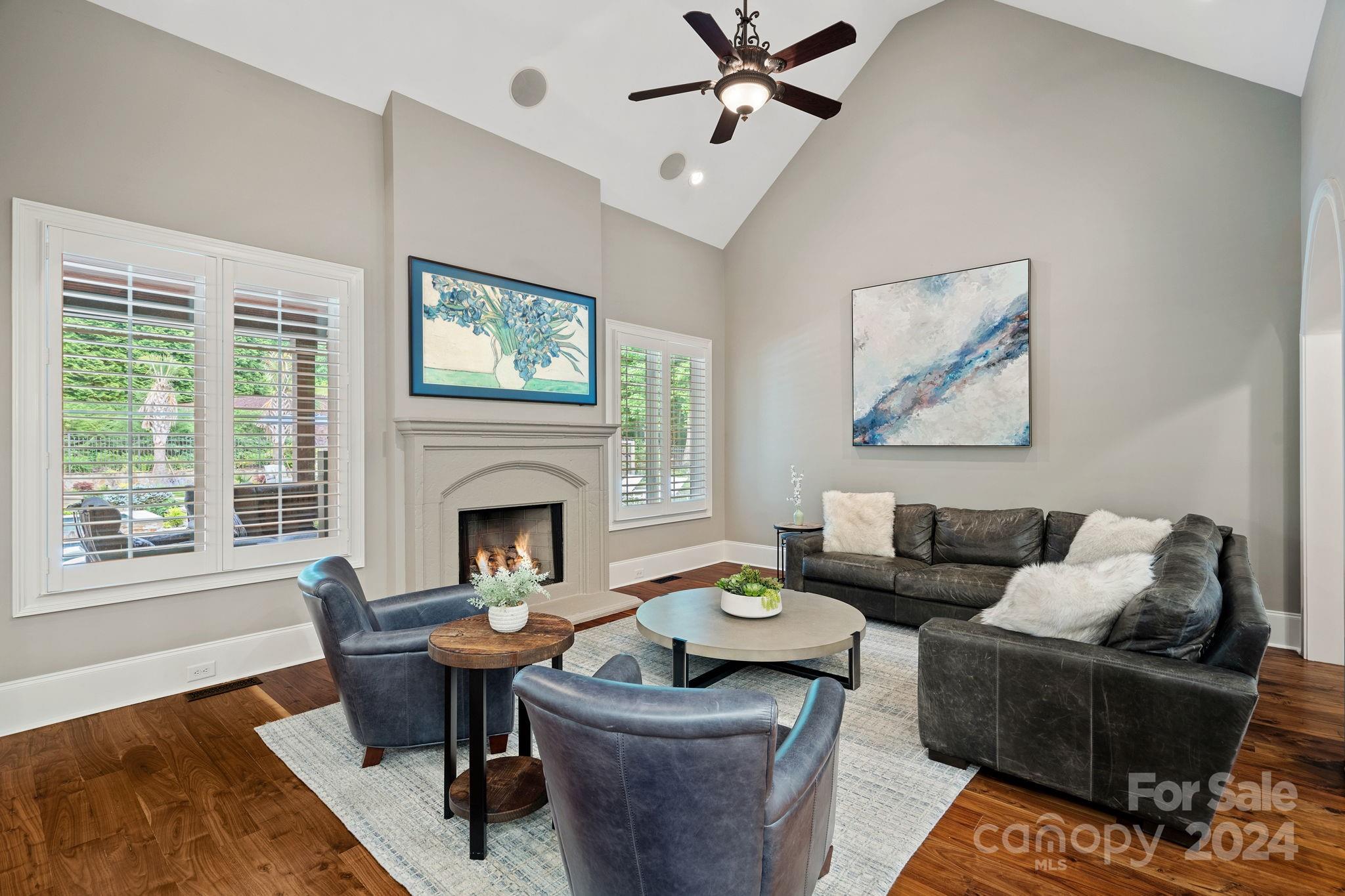 Royal Oaks - Residential