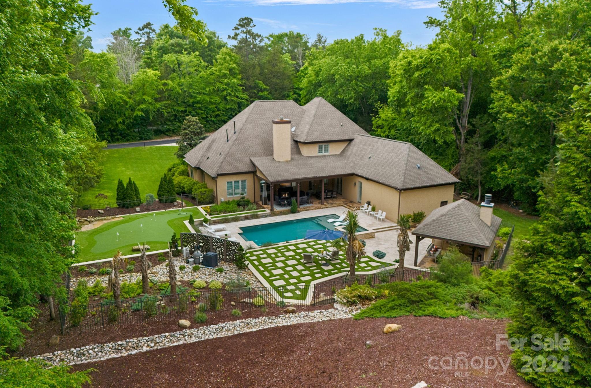 Royal Oaks - Residential