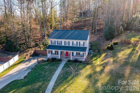 307 Carrituck Court Lenoir NC 28645