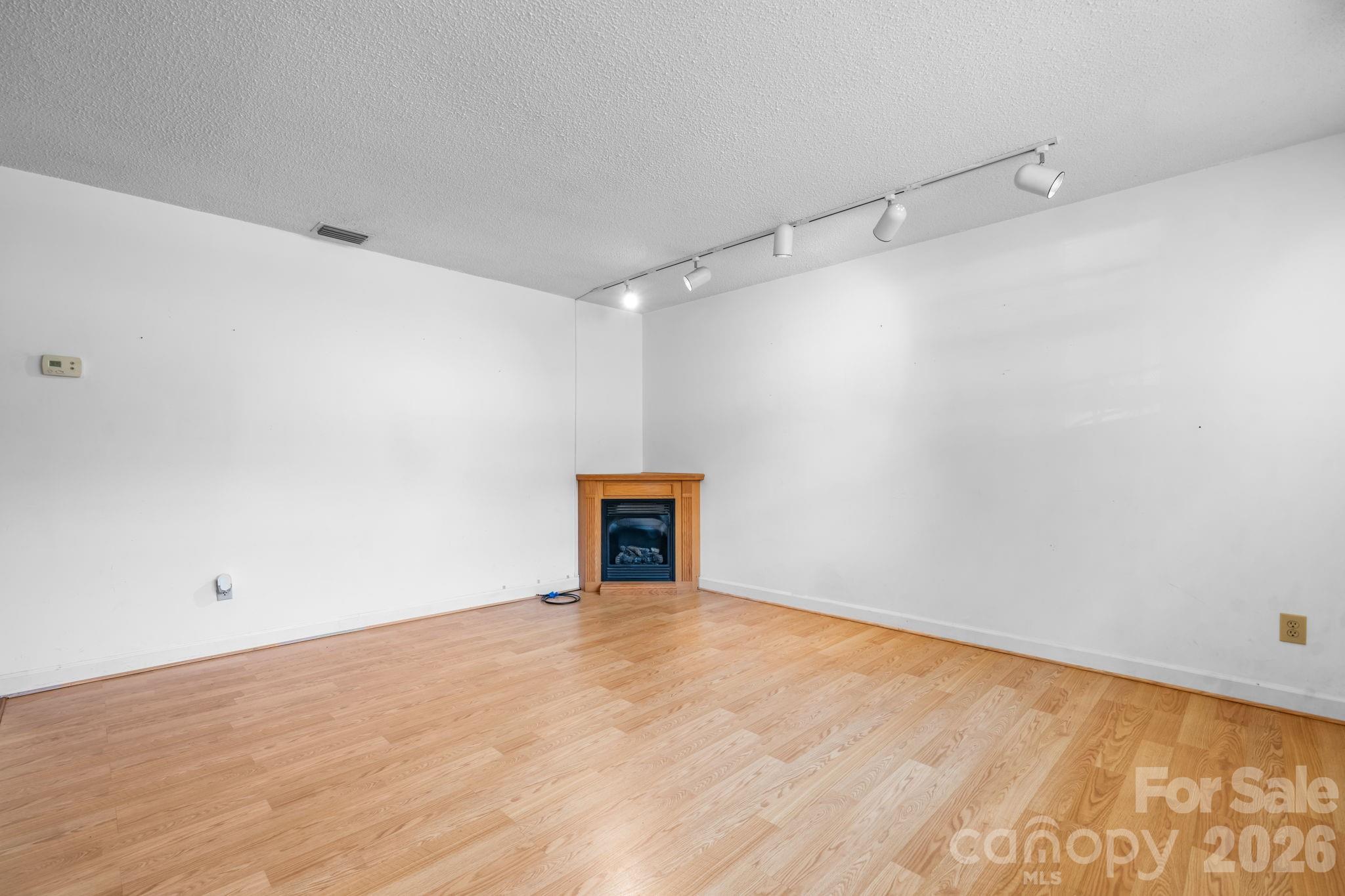 75 Laurelwood Drive 97