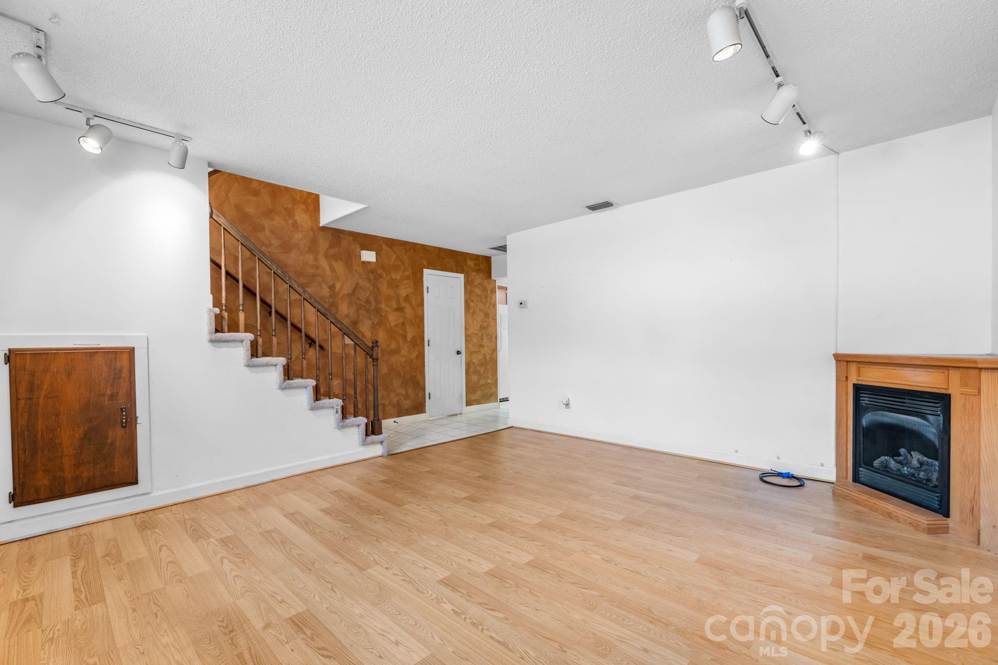 75 Laurelwood Drive 97