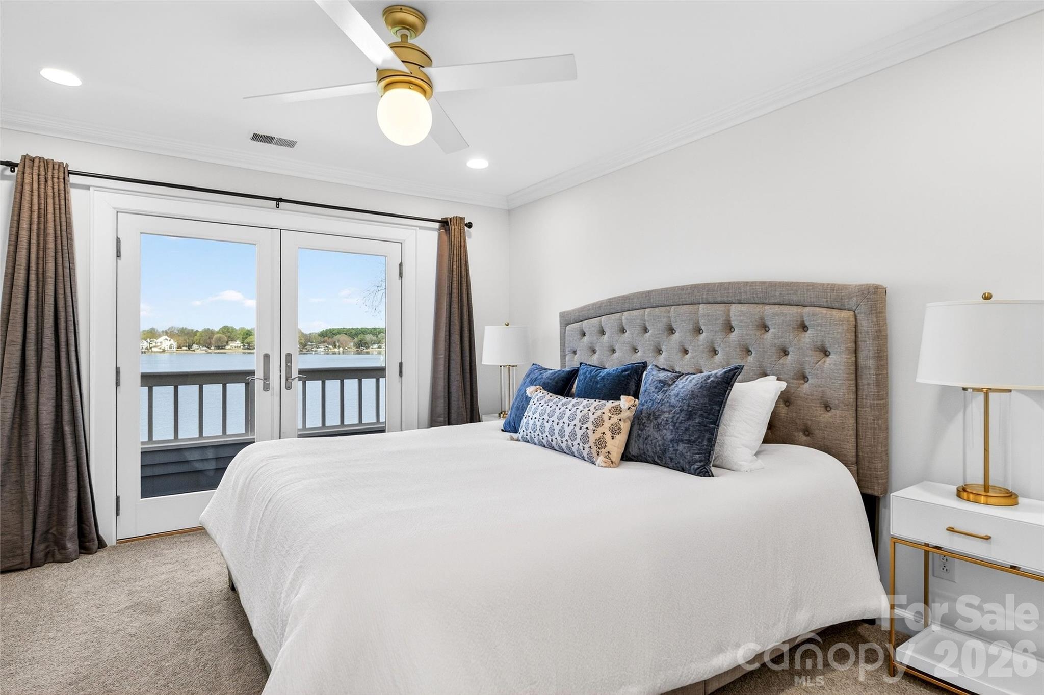 Vineyard Point - Residential