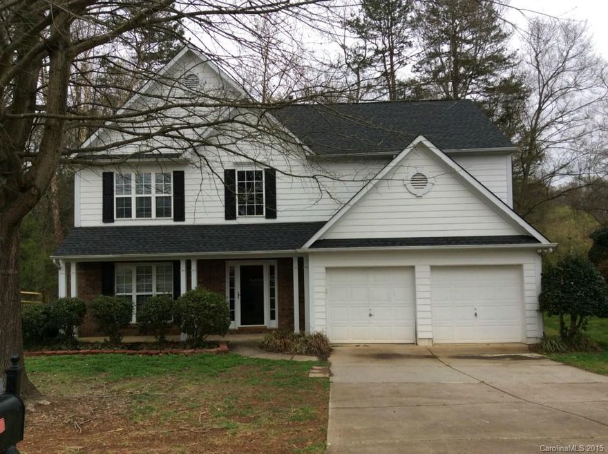 This lovely home features a private fenced yard with back deck and back covered patio!  The open floor plan brings you into a great room equipped with a fireplace.  The home also boasts tile floors and hardwood flooring.  The kitchen is bright and provides plenty of cabinet space.  The master bedroom has a walk in closet and the master bathroom has dual sinks, a garden tub, and separate shower.