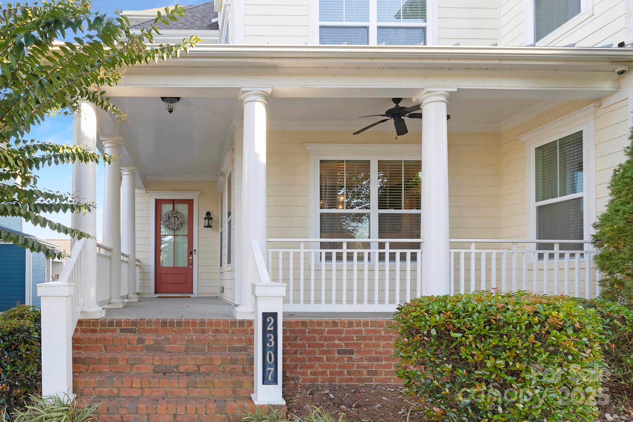 2307 Lochview Street