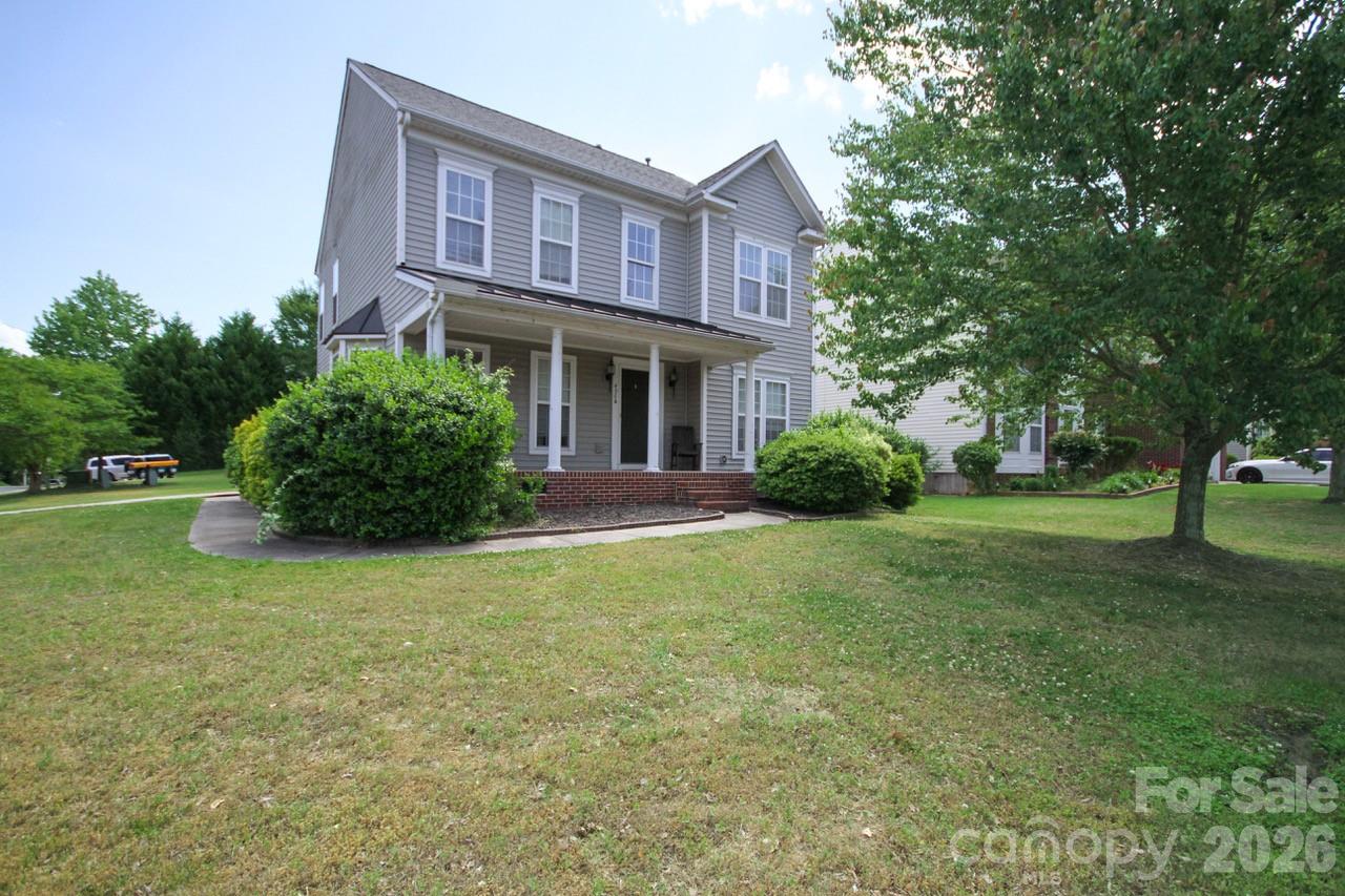 Autumn Cove at Lake Wylie - Residential