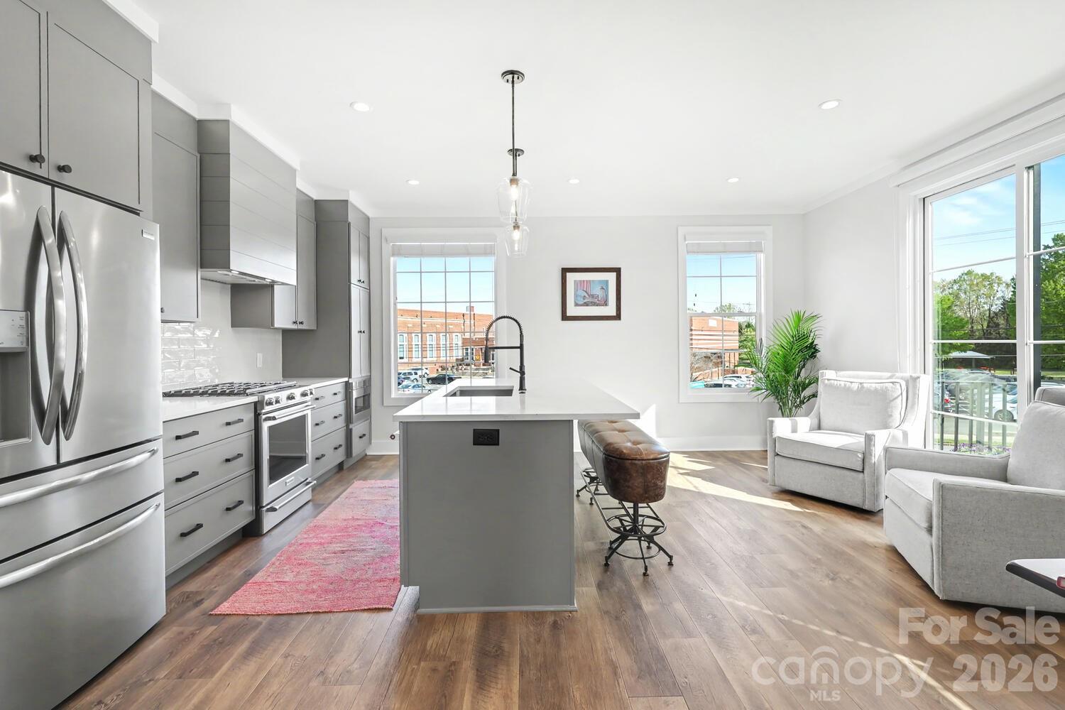 Elizabeth - Residential