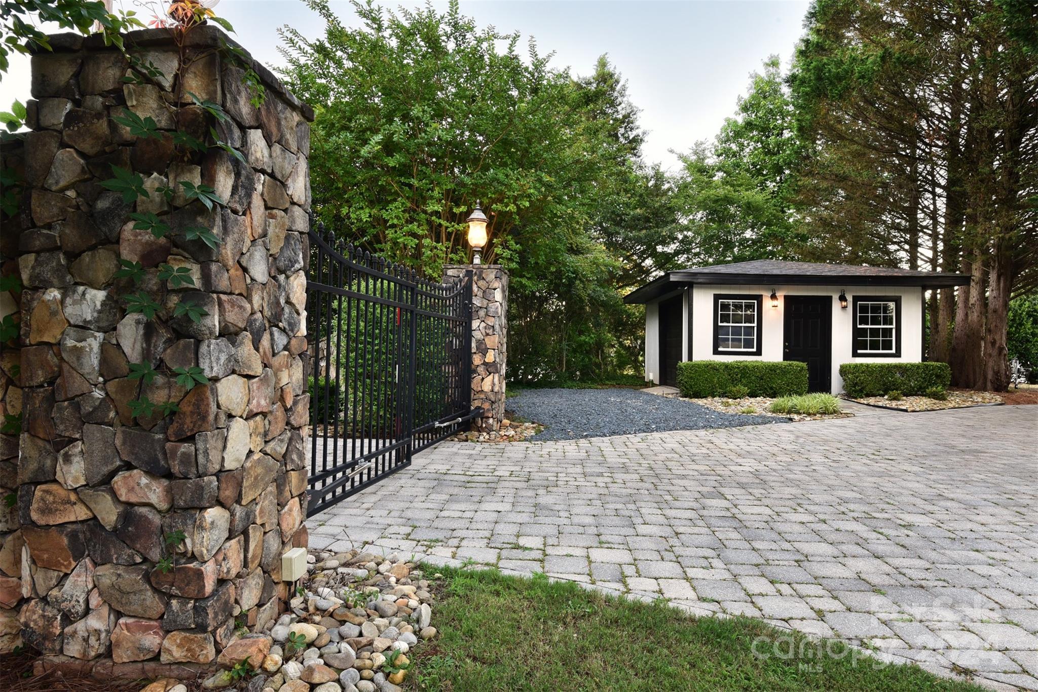 Lakeside - Residential