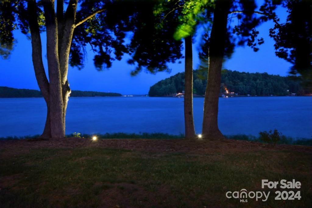 Lakeside - Residential