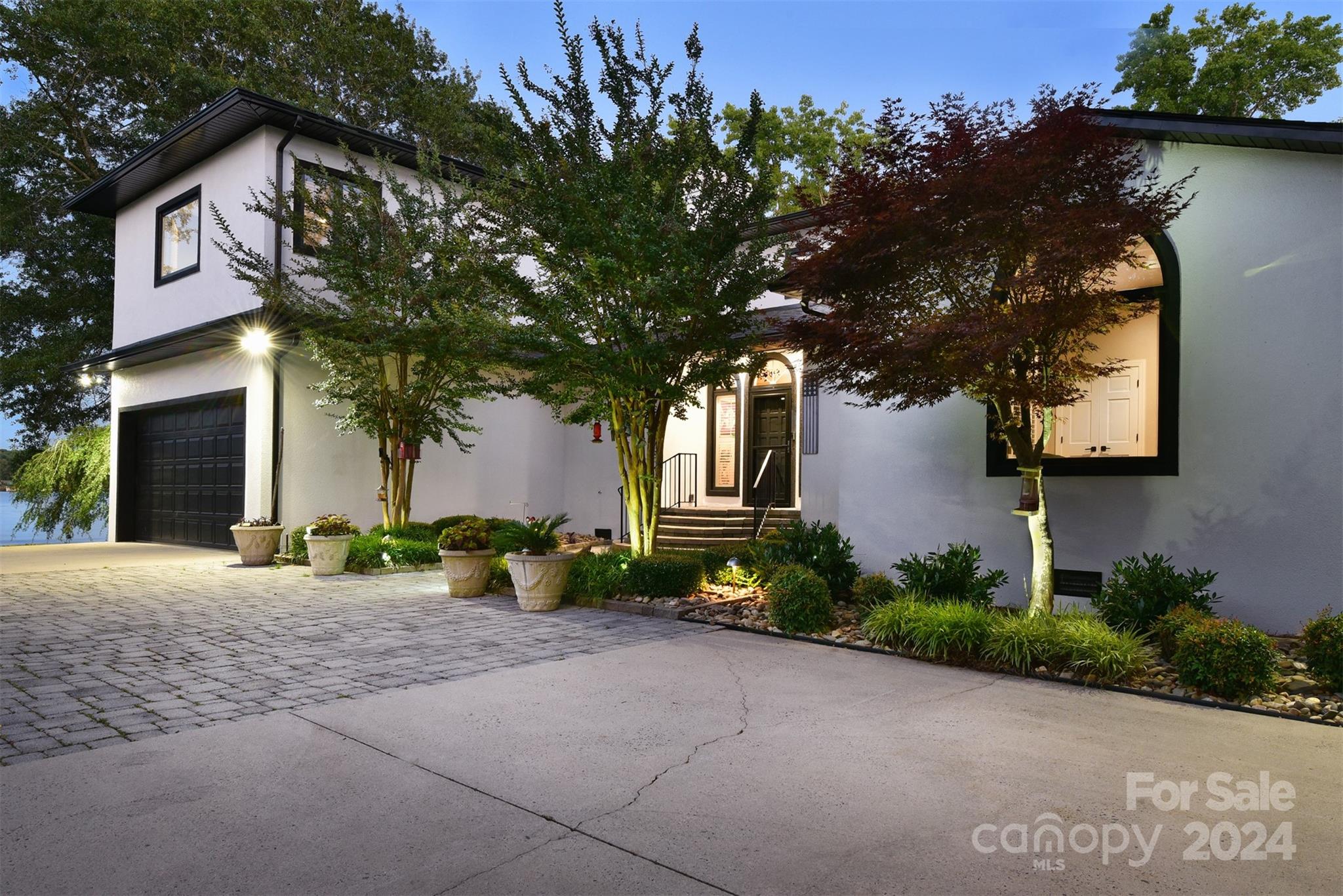 Lakeside - Residential