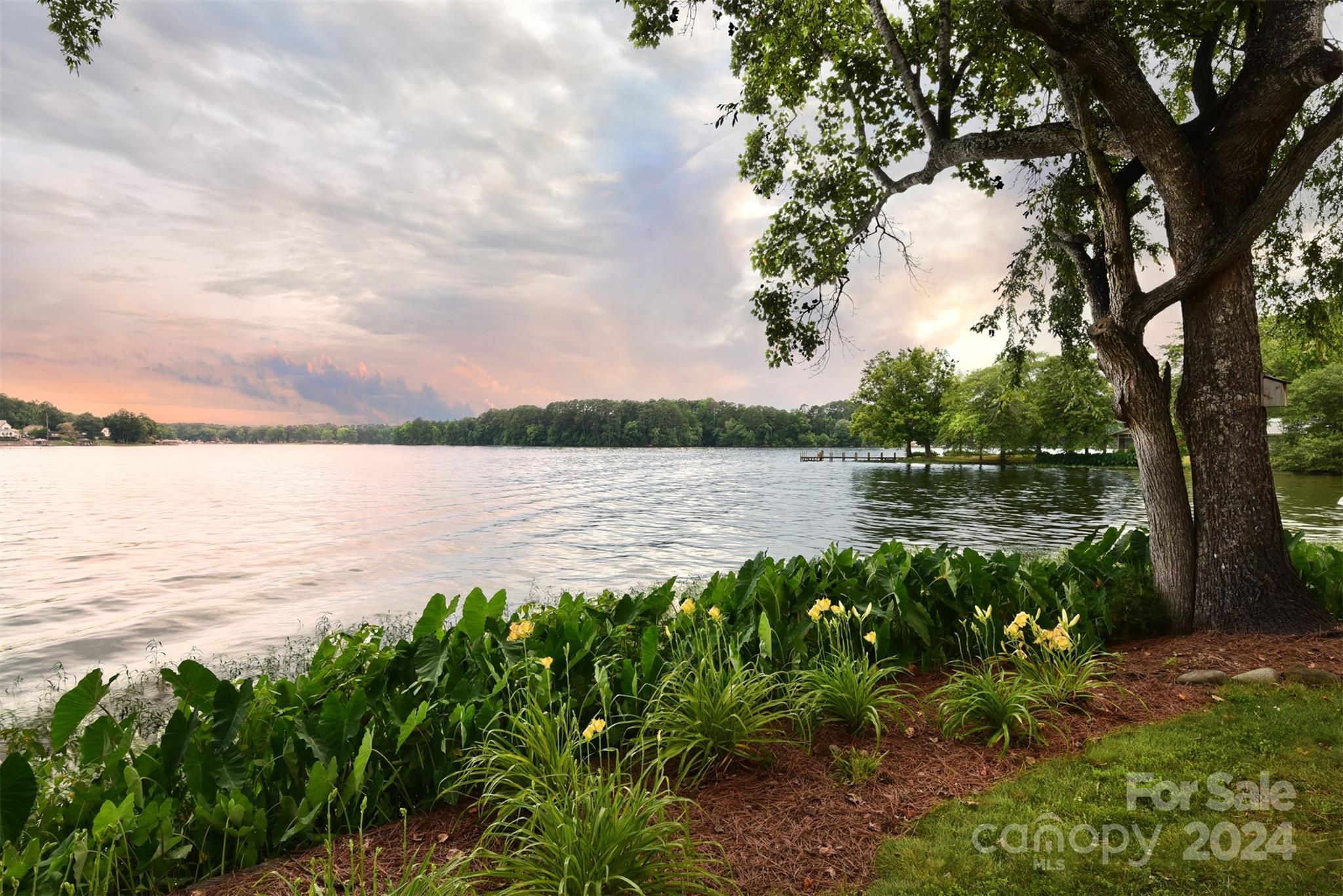 Lakeside - Residential