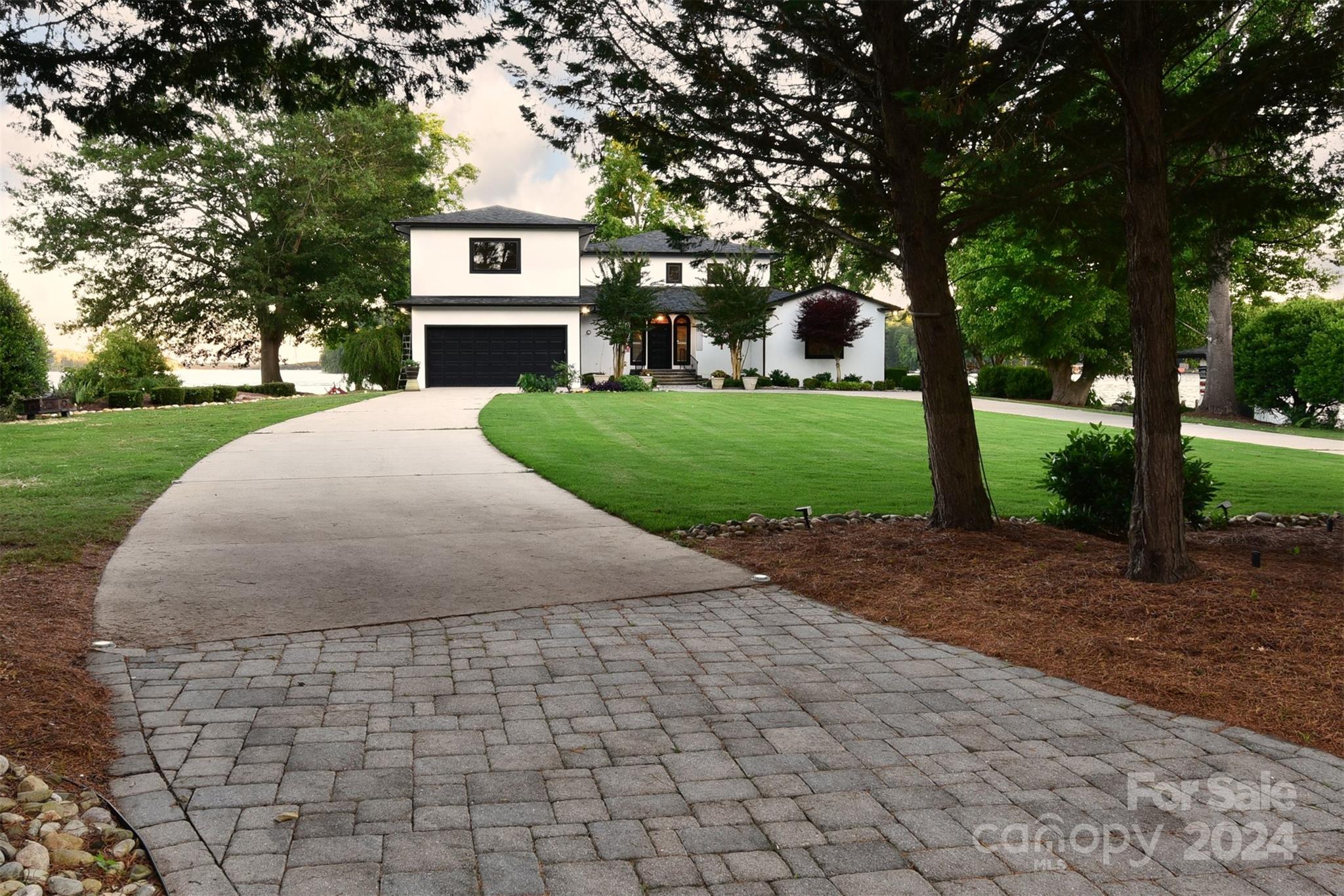 Lakeside - Residential