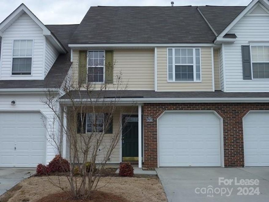 GreatTownhome Located in Lexington Commons in Rock Hill, 2 Master Suite Bedrooms (both upstairs), 2.5 Bathrooms, Living Room with Gas Fireplace, Dining Room, Kitchen with Range, Refrigerator, Microwave, Dishwasher. Laundry Area upstairs with Washer. 1 Car Garage. Patio. Very Close to I-77, Riverwalk, Restaurants and the Velodrome.
No Smoking/No Vaping. Call Owner for All Pet Permission.
Available NOW for viewing by key sign out from our office Monday-Friday from 9am-4pm, except Holidays. Keys to be returned by 5pm same day. Requires $20 refundable deposit.