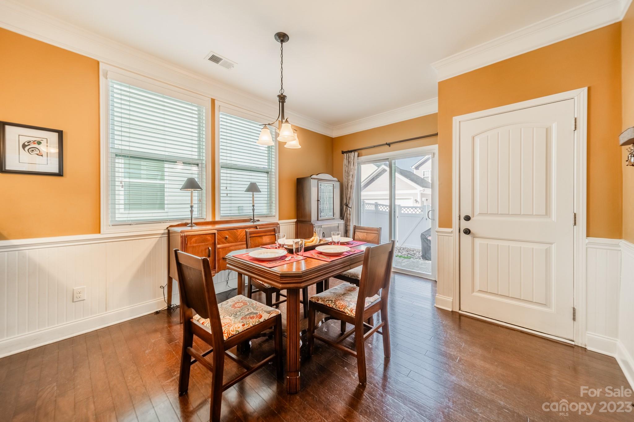 Summers Walk - Residential