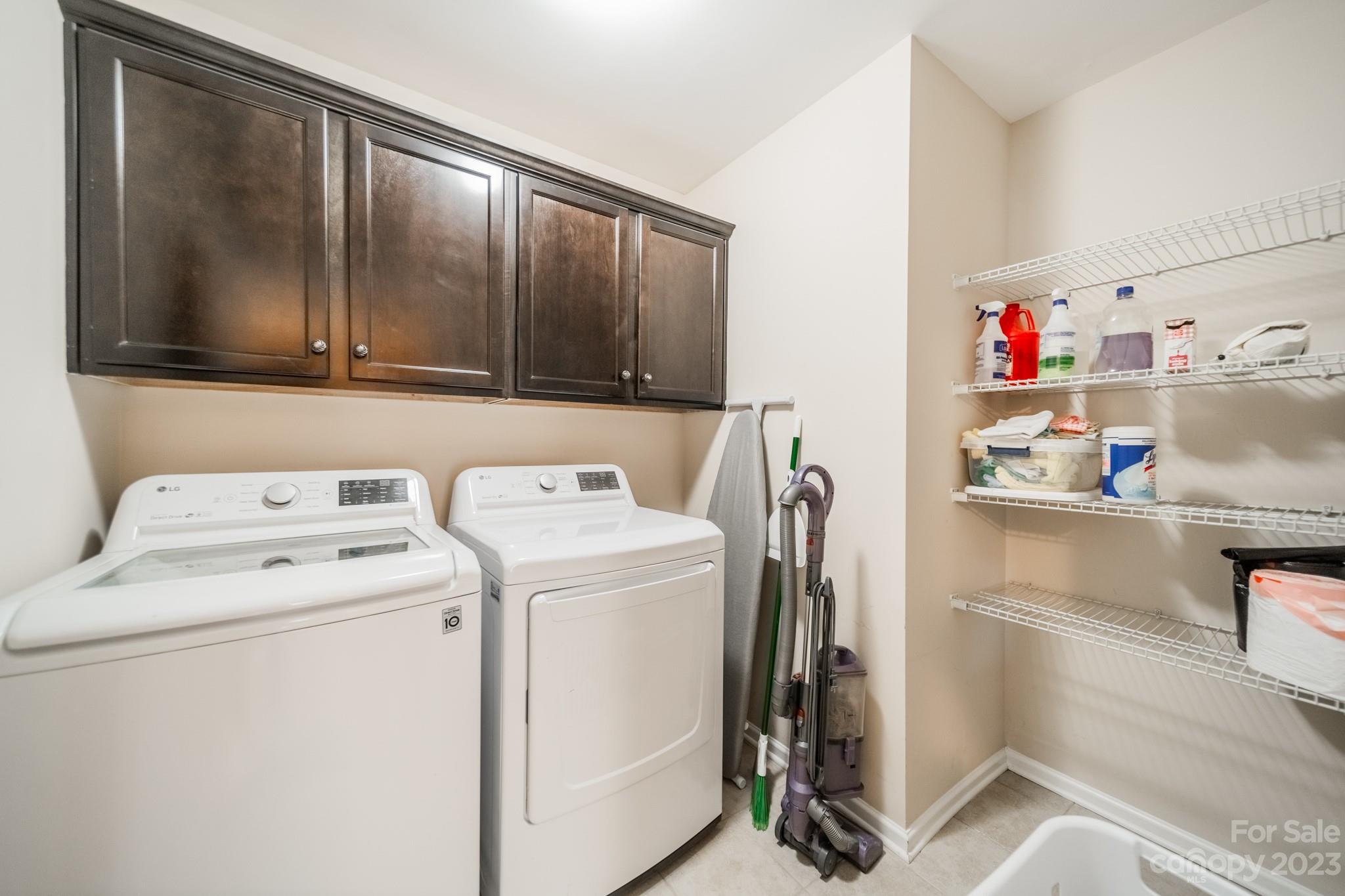 Summers Walk - Residential