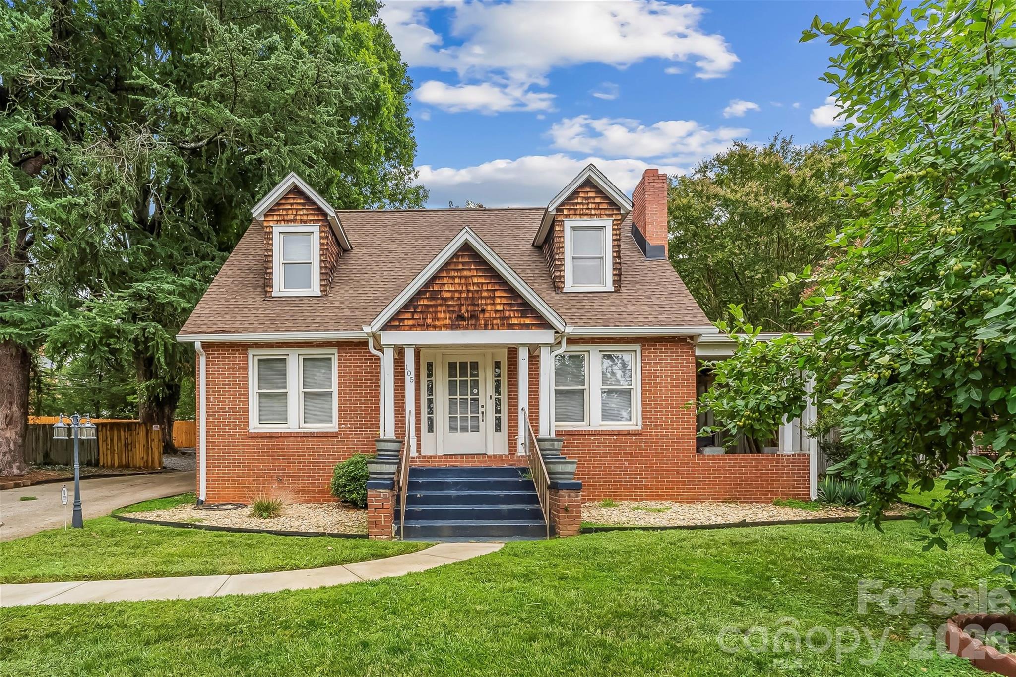 105 S Anderson Street, Morganton, NC, 28655
