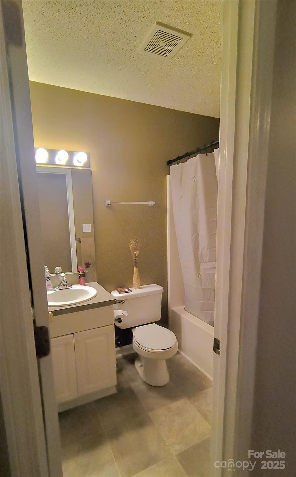 Pipers Ridge - Residential