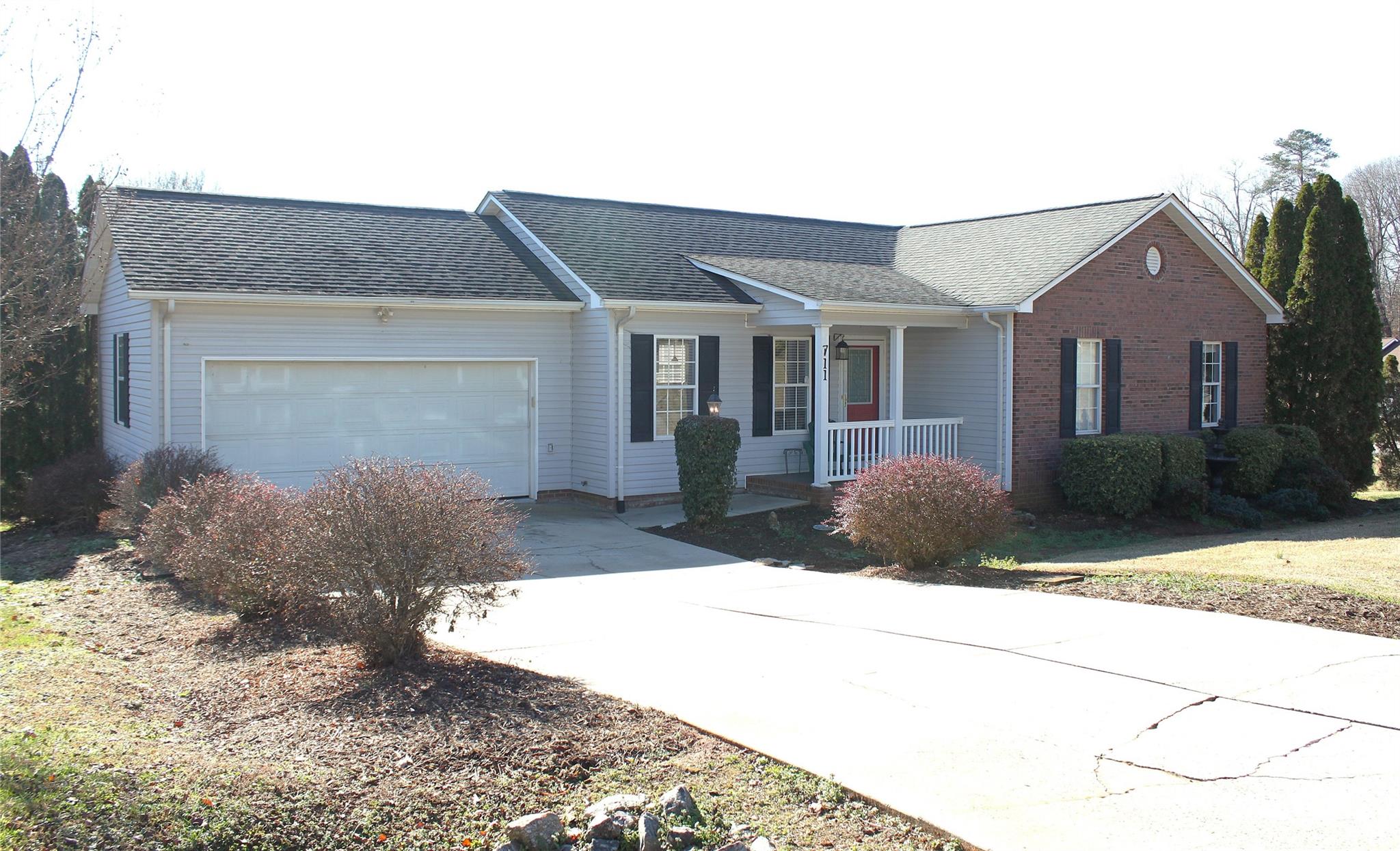 711 Braemore Court NW