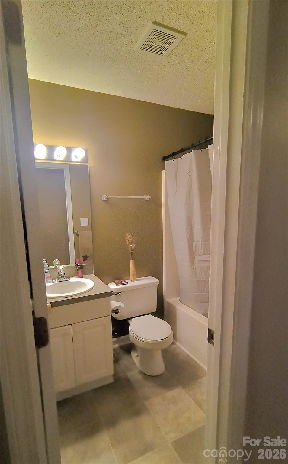 Pipers Ridge - Residential