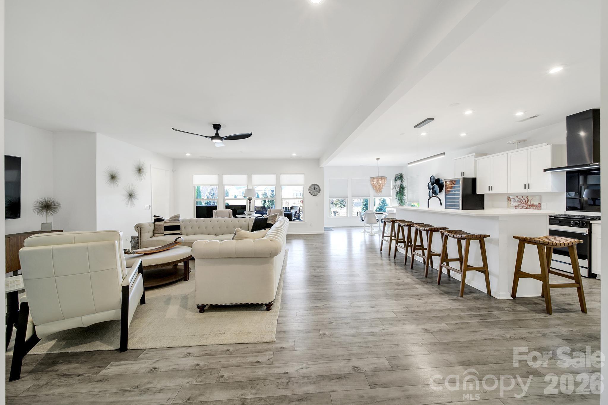 3135 Bartlett Street