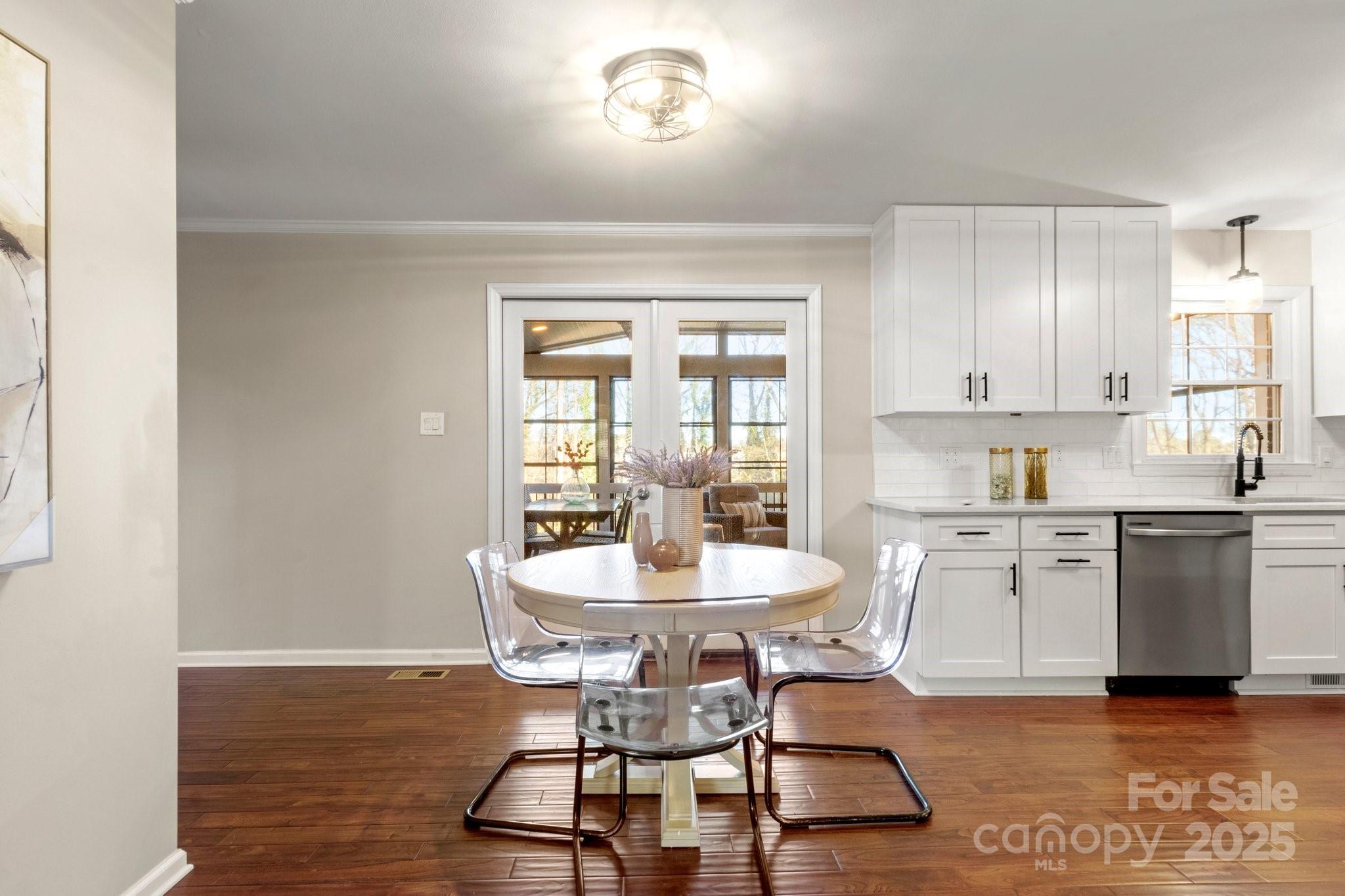 Carmel Woods - Residential