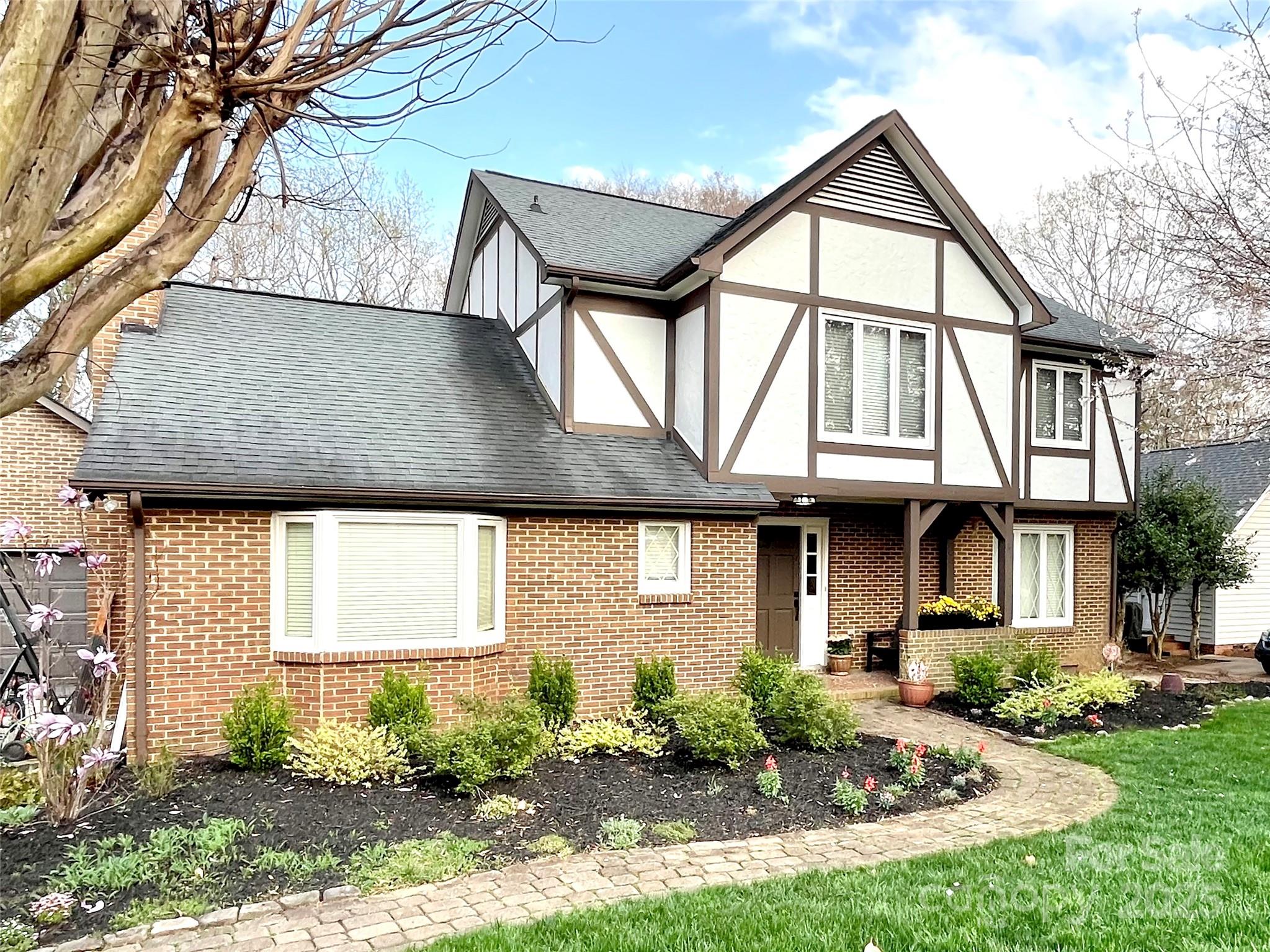 Carmel Woods - Residential