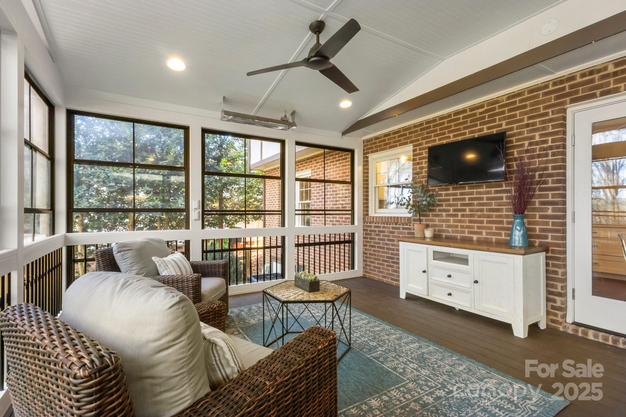 Carmel Woods - Residential