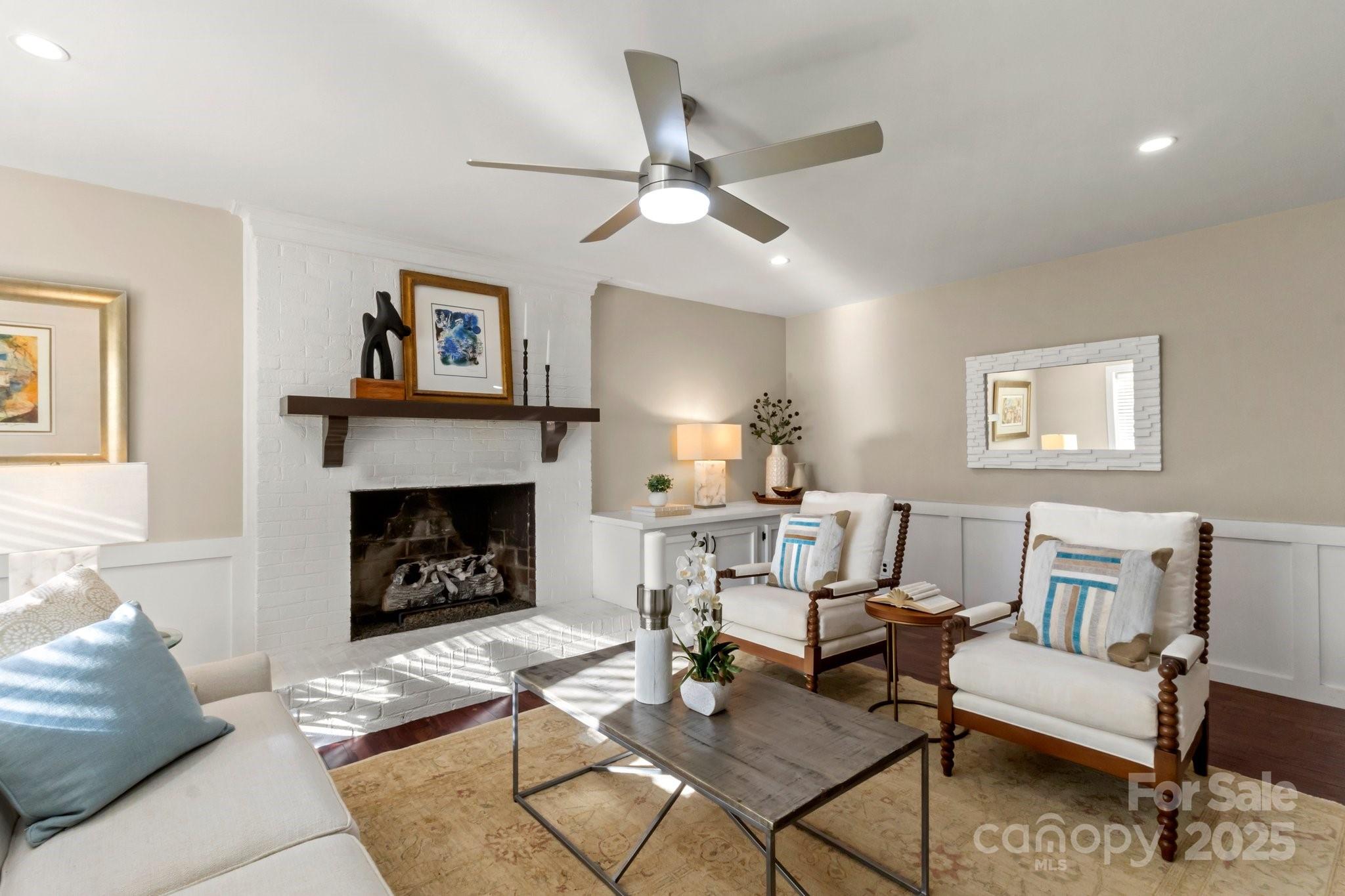 Carmel Woods - Residential