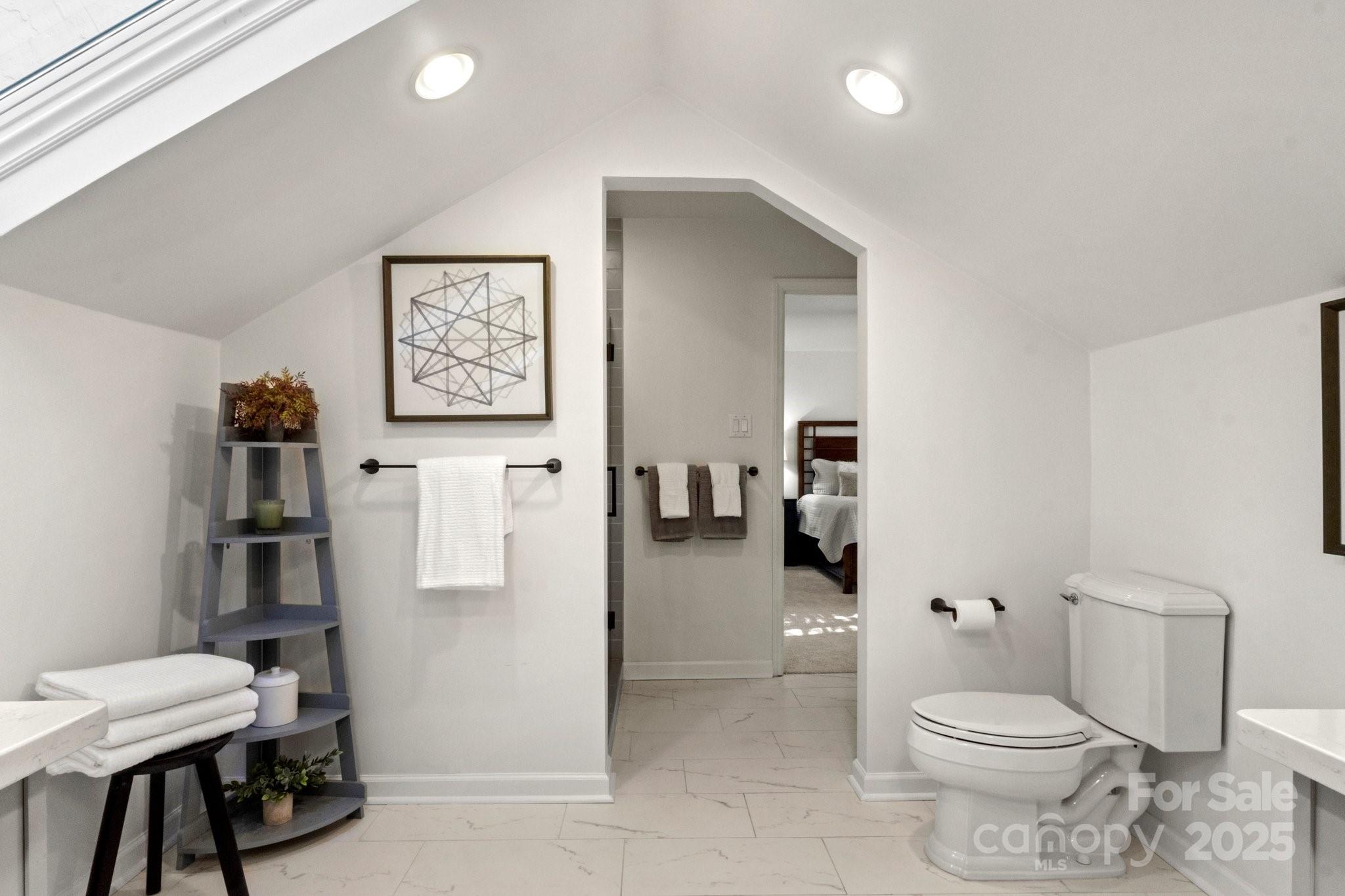 Carmel Woods - Residential