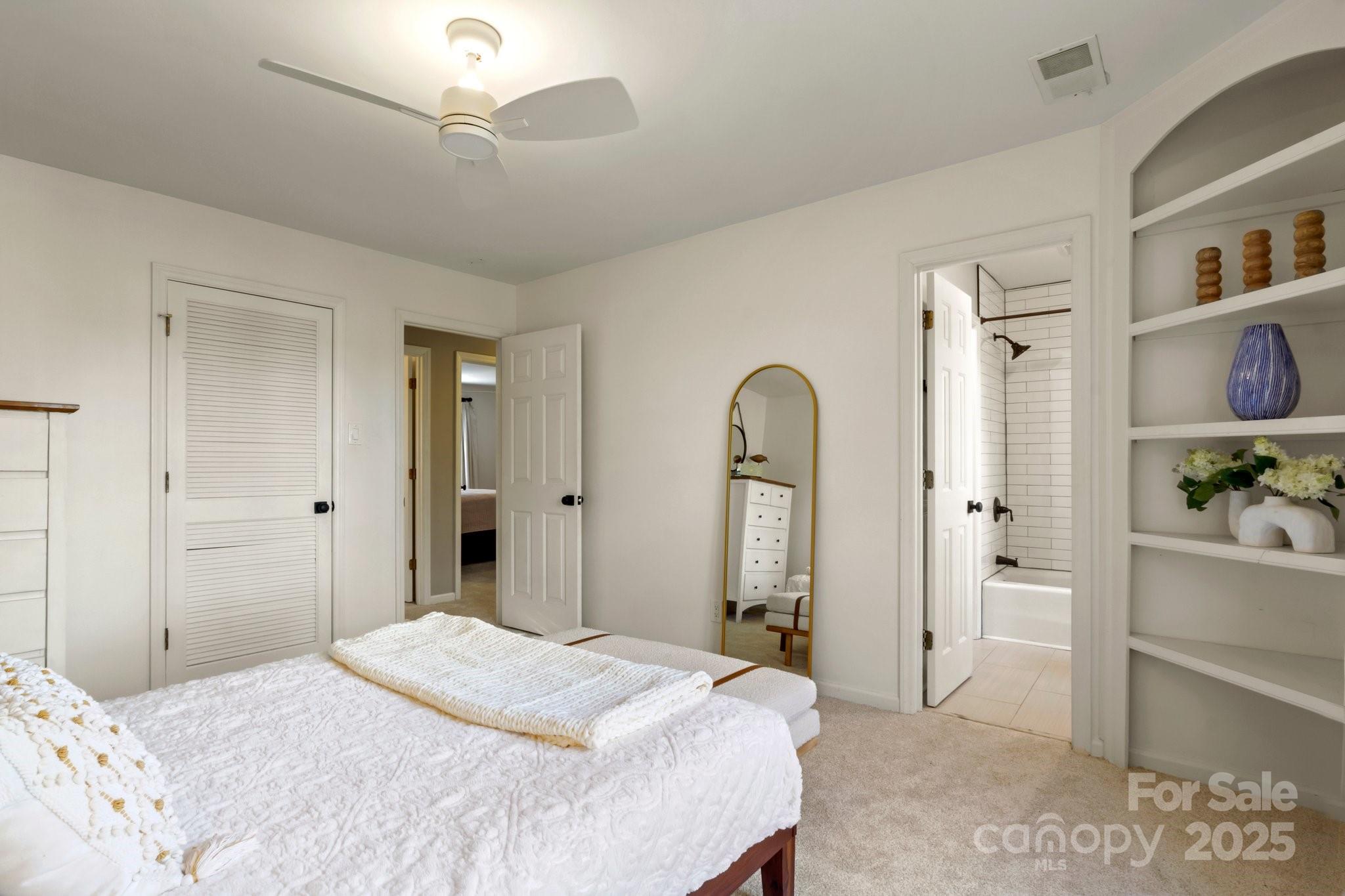 Carmel Woods - Residential