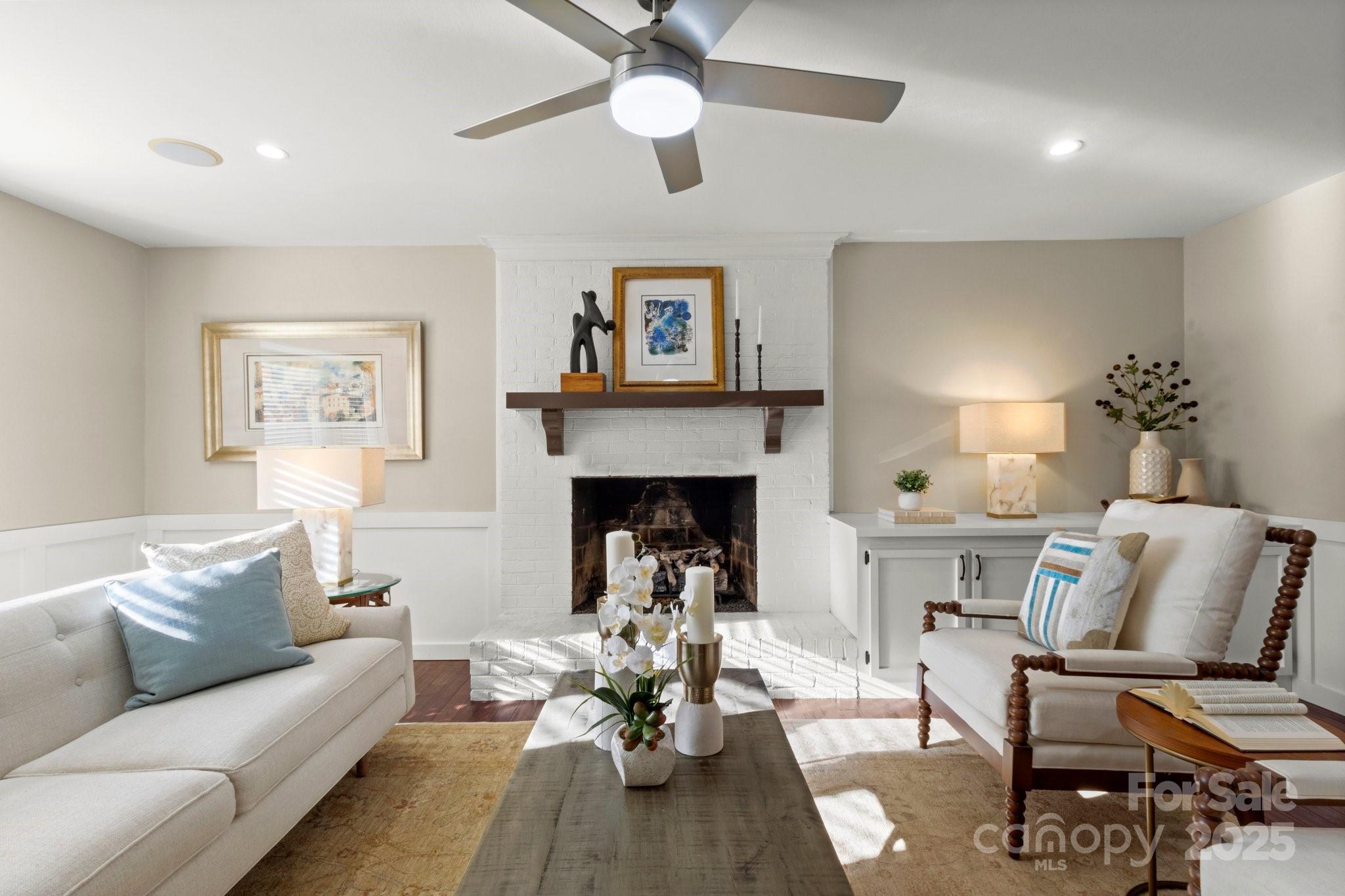 Carmel Woods - Residential