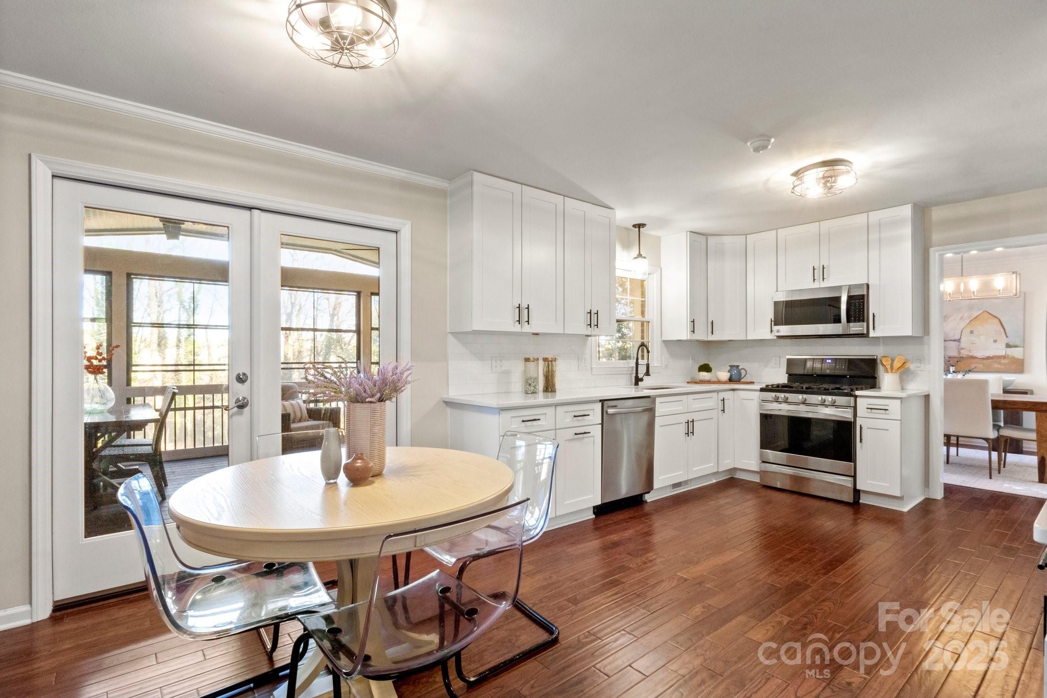 Carmel Woods - Residential