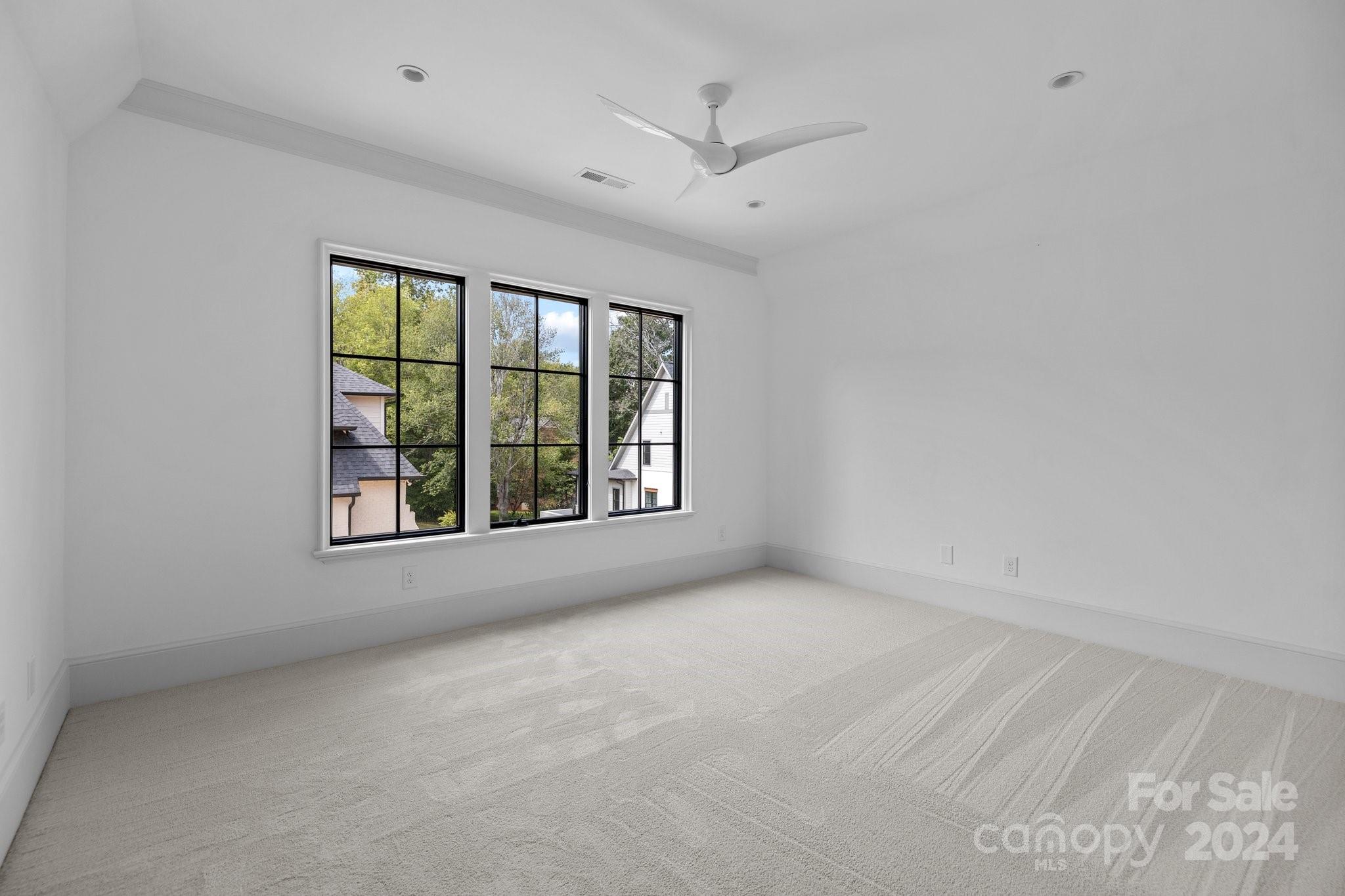 Chateau Sardis - Residential