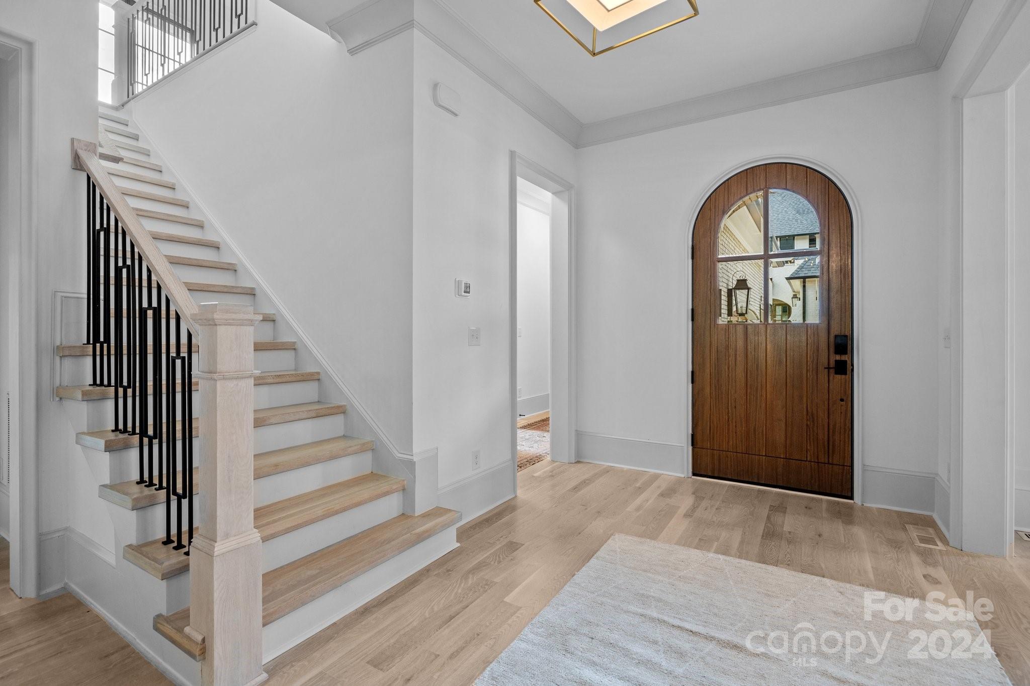 Chateau Sardis - Residential