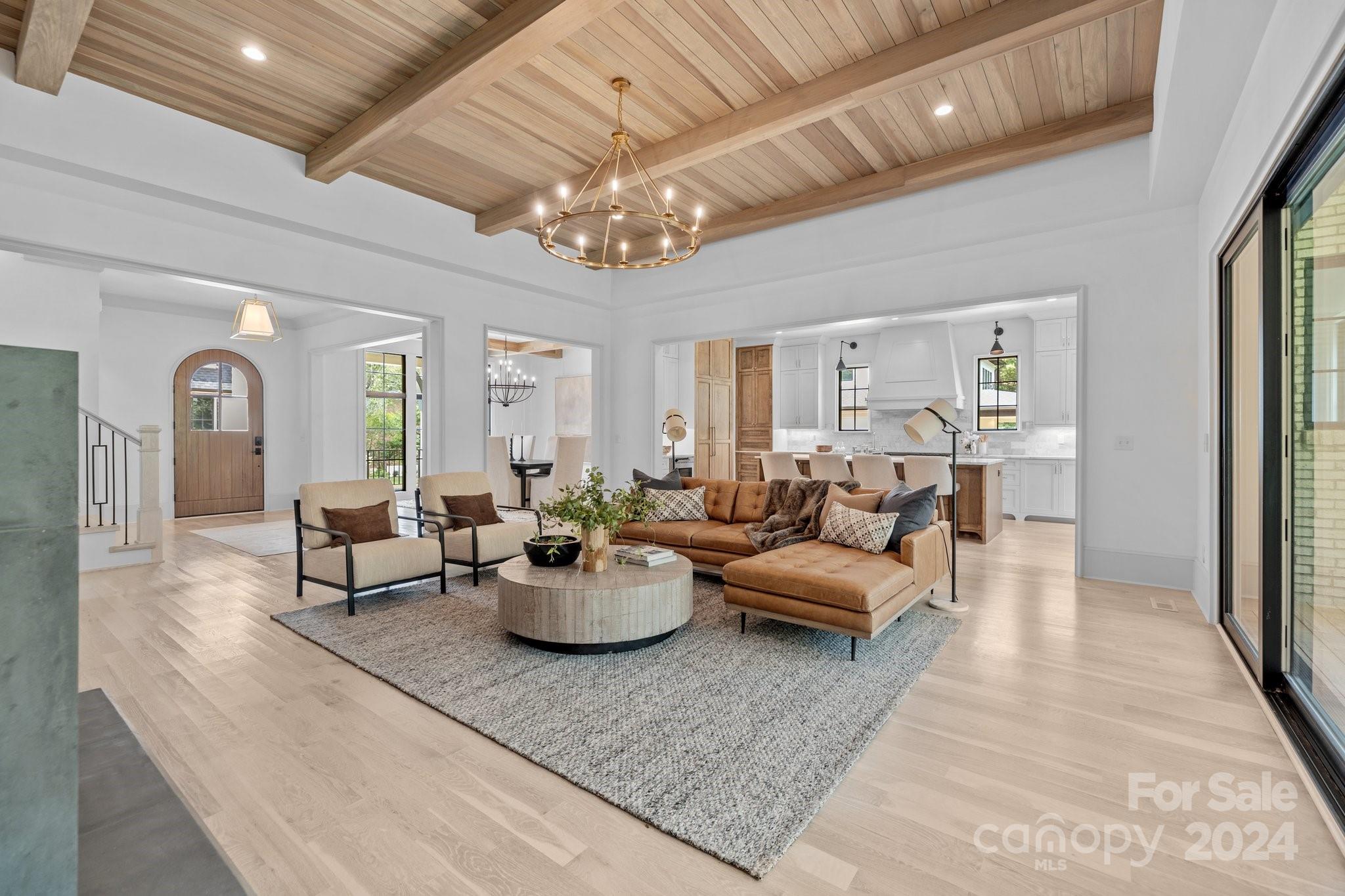 Chateau Sardis - Residential