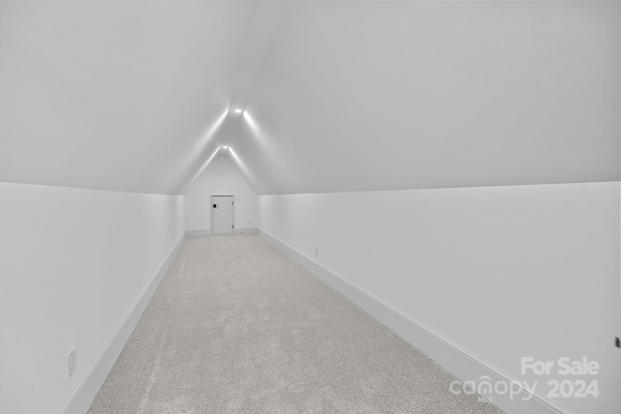 Chateau Sardis - Residential