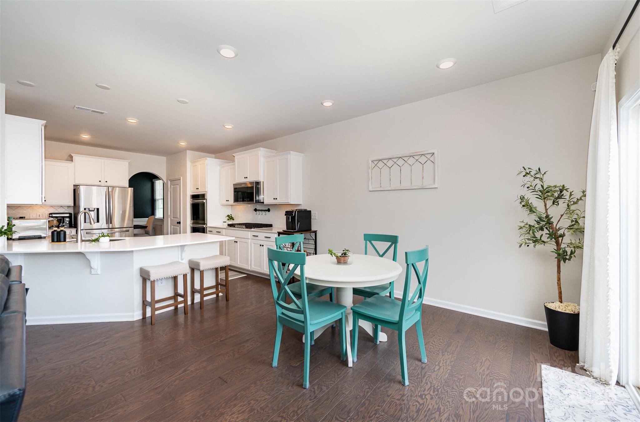 Elizabeth - Residential